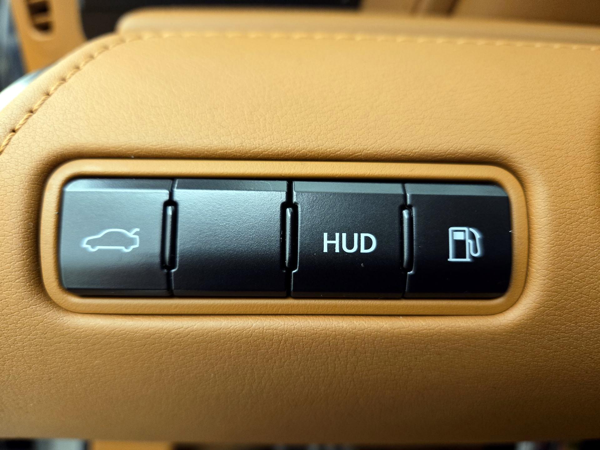 Thumbnail: 2019 Lexus LC - 13