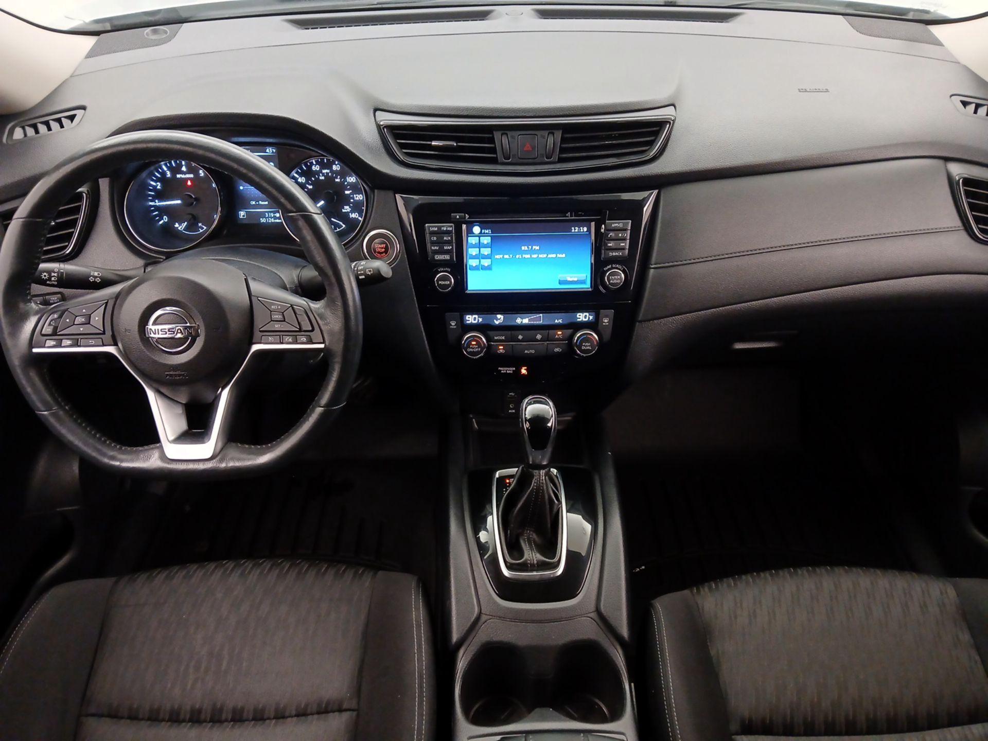 Thumbnail: 2017 Nissan Rogue - 9