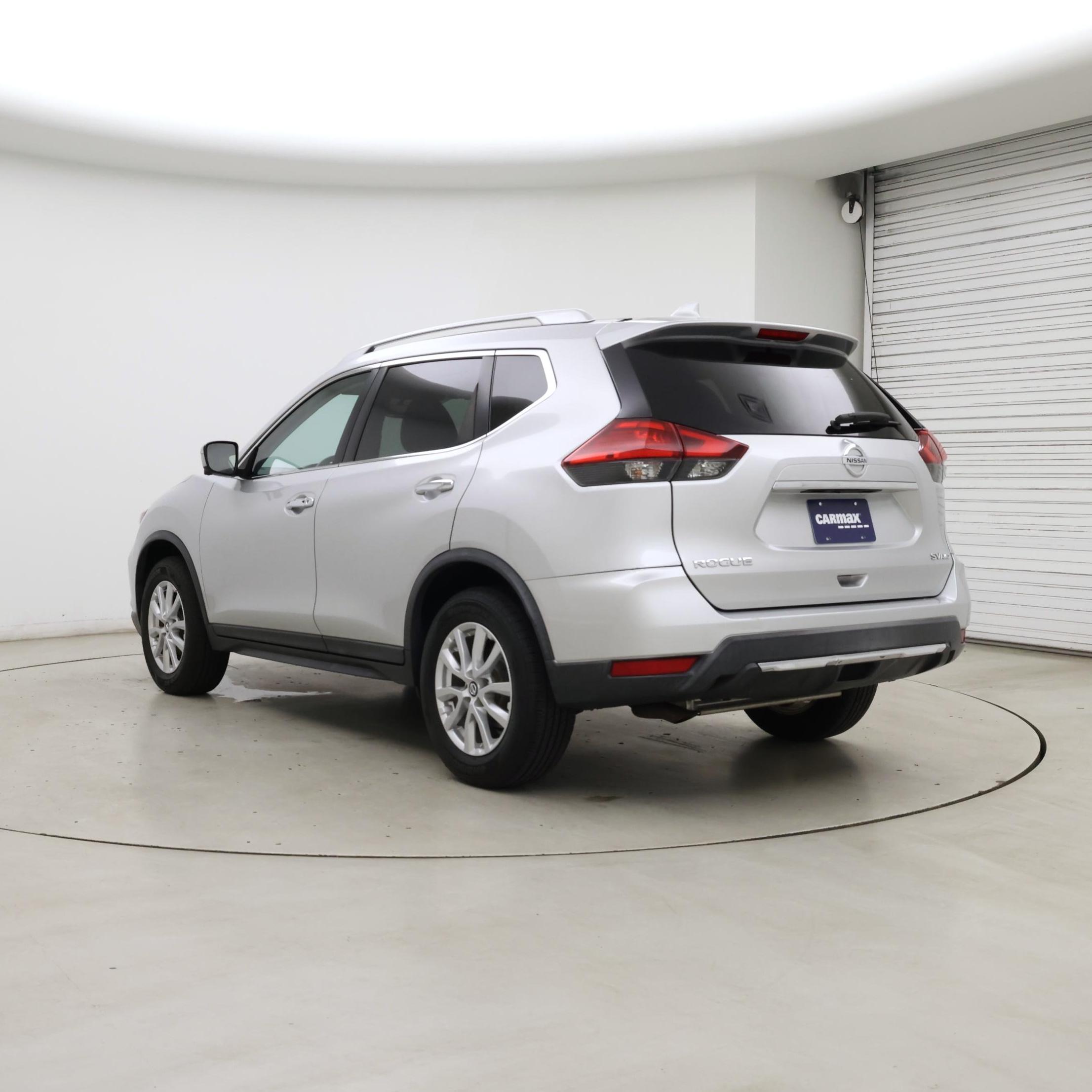 Thumbnail: 2017 Nissan Rogue - 2