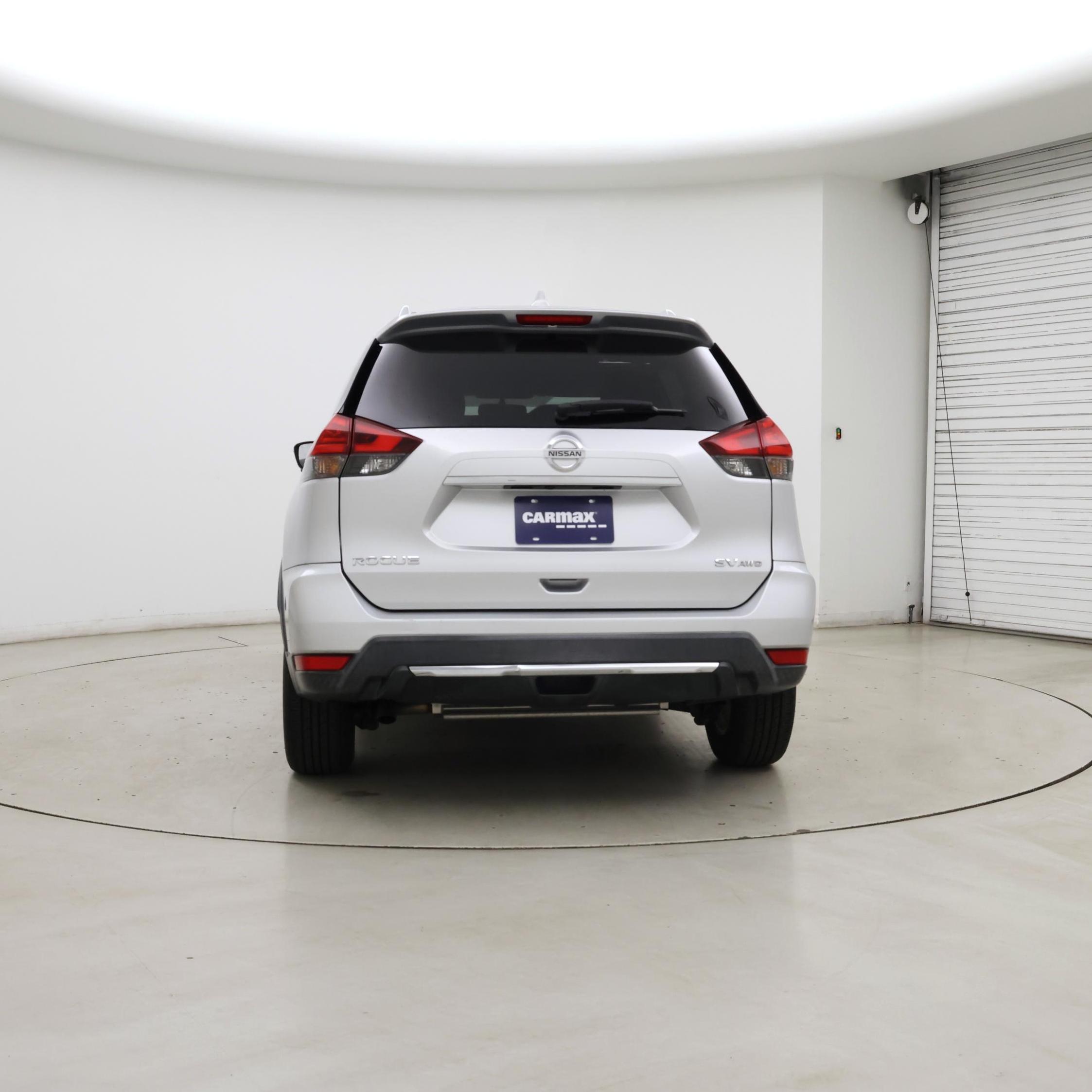 Thumbnail: 2017 Nissan Rogue - 6