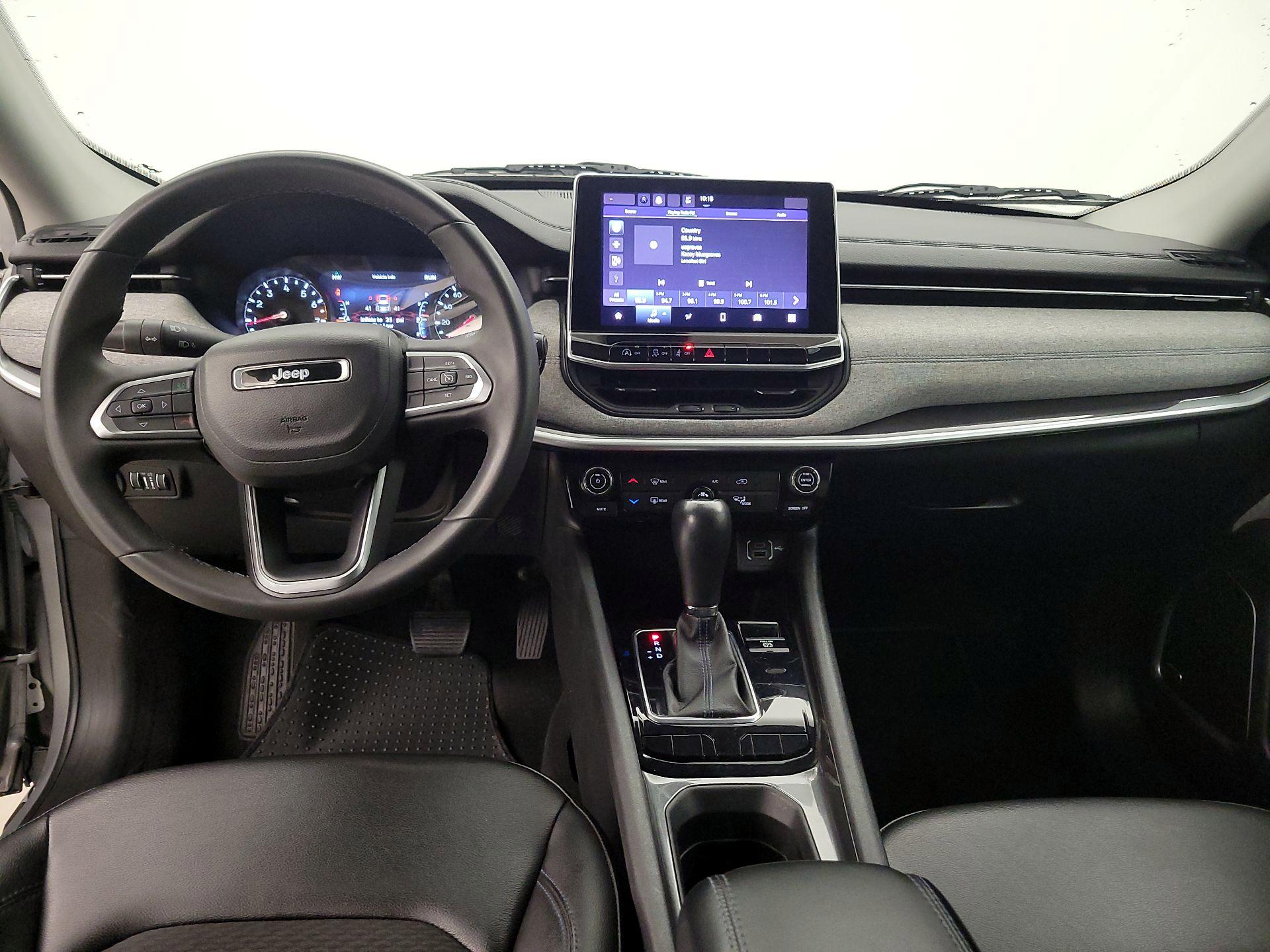 Thumbnail: 2022 Jeep Compass - 9