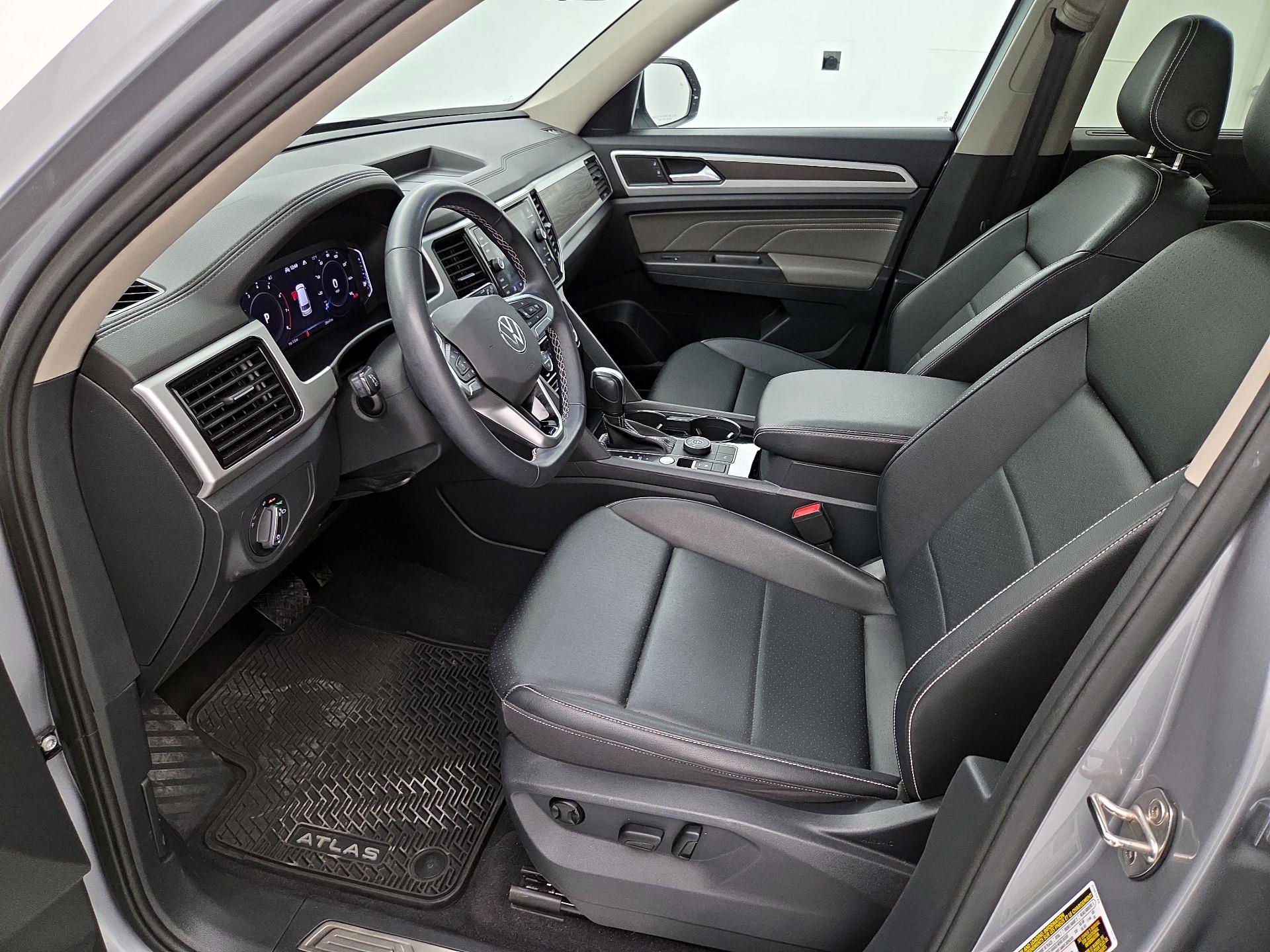 Thumbnail: 2023 Volkswagen Atlas - 11