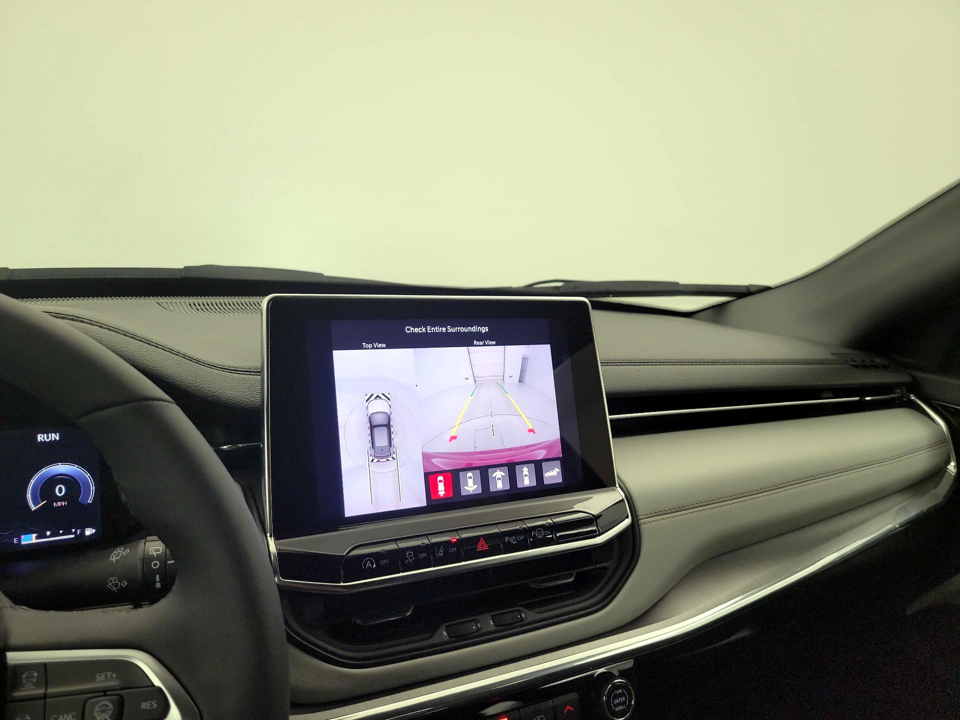 Thumbnail: 2023 Jeep Compass - 15