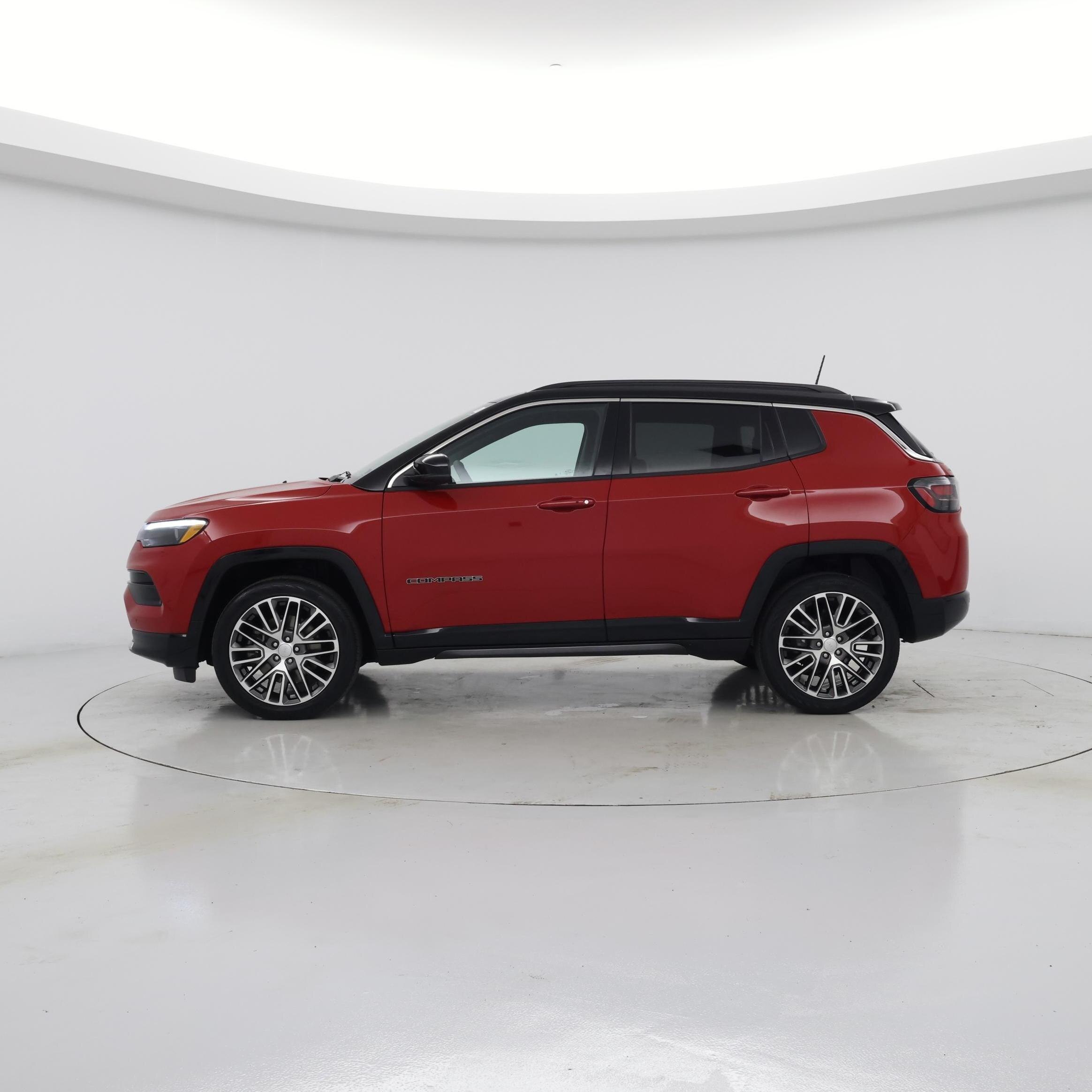 Thumbnail: 2023 Jeep Compass - 3