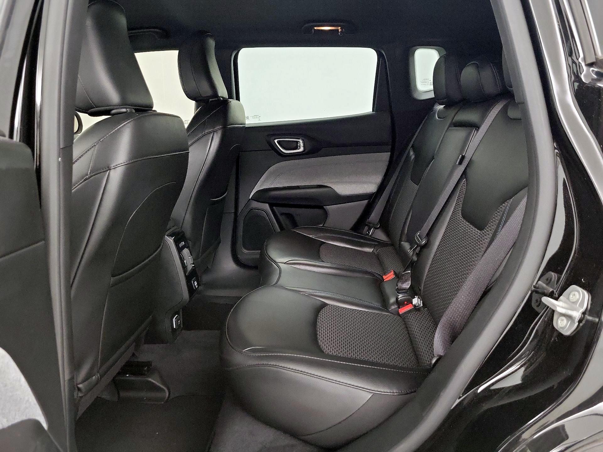 Thumbnail: 2023 Jeep Compass - 19