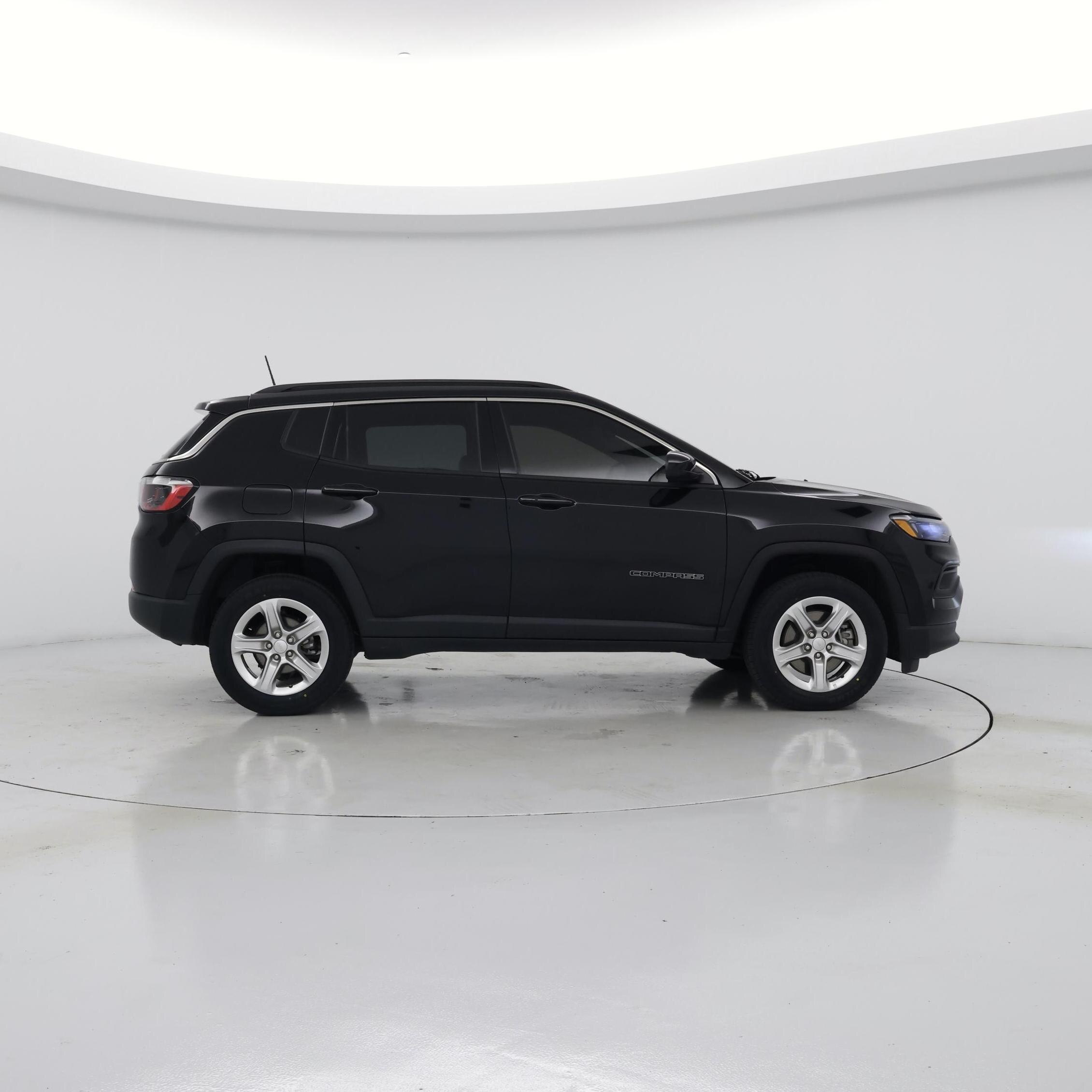 Thumbnail: 2023 Jeep Compass - 7