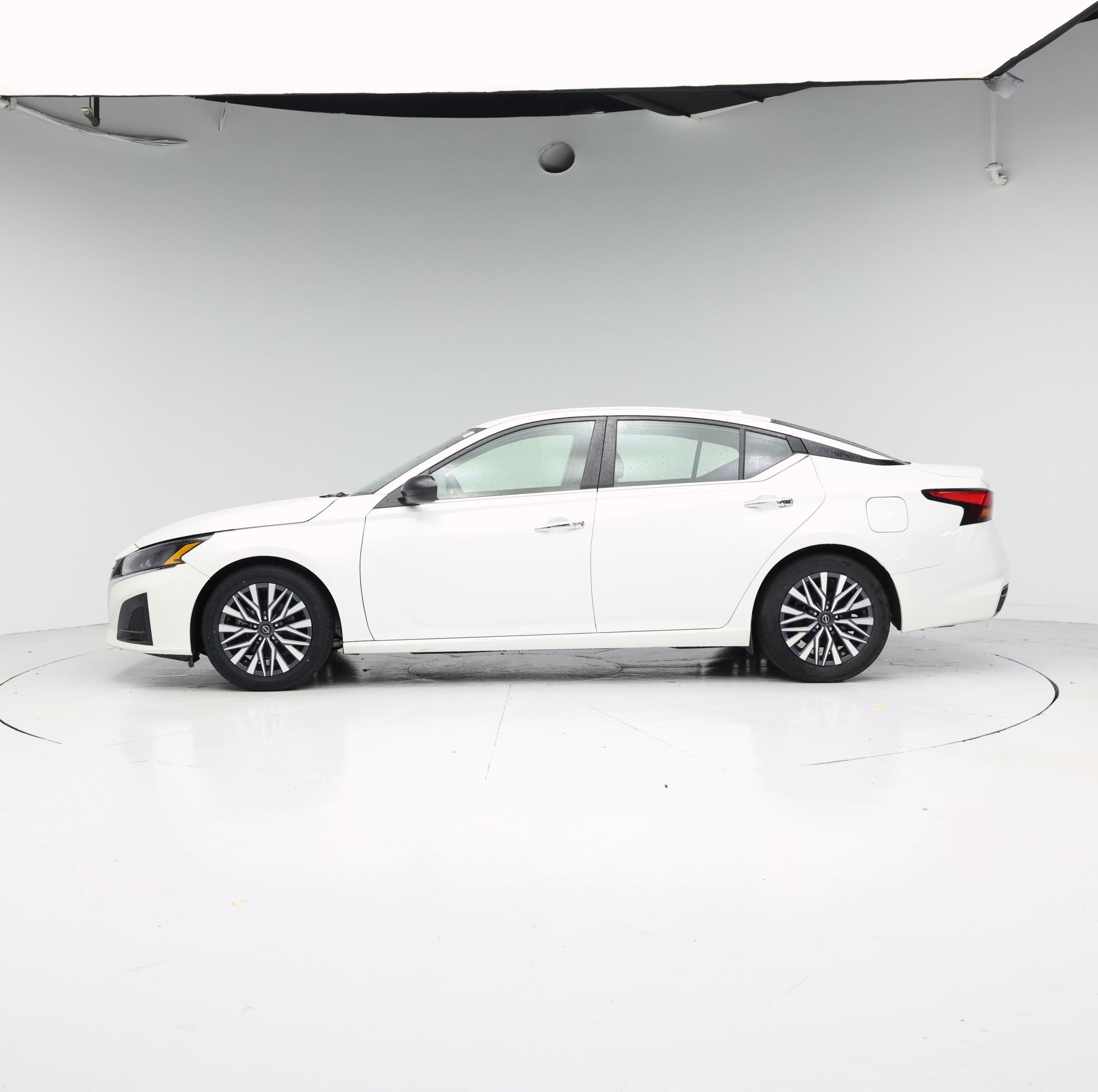 Thumbnail: 2024 Nissan Altima - 3