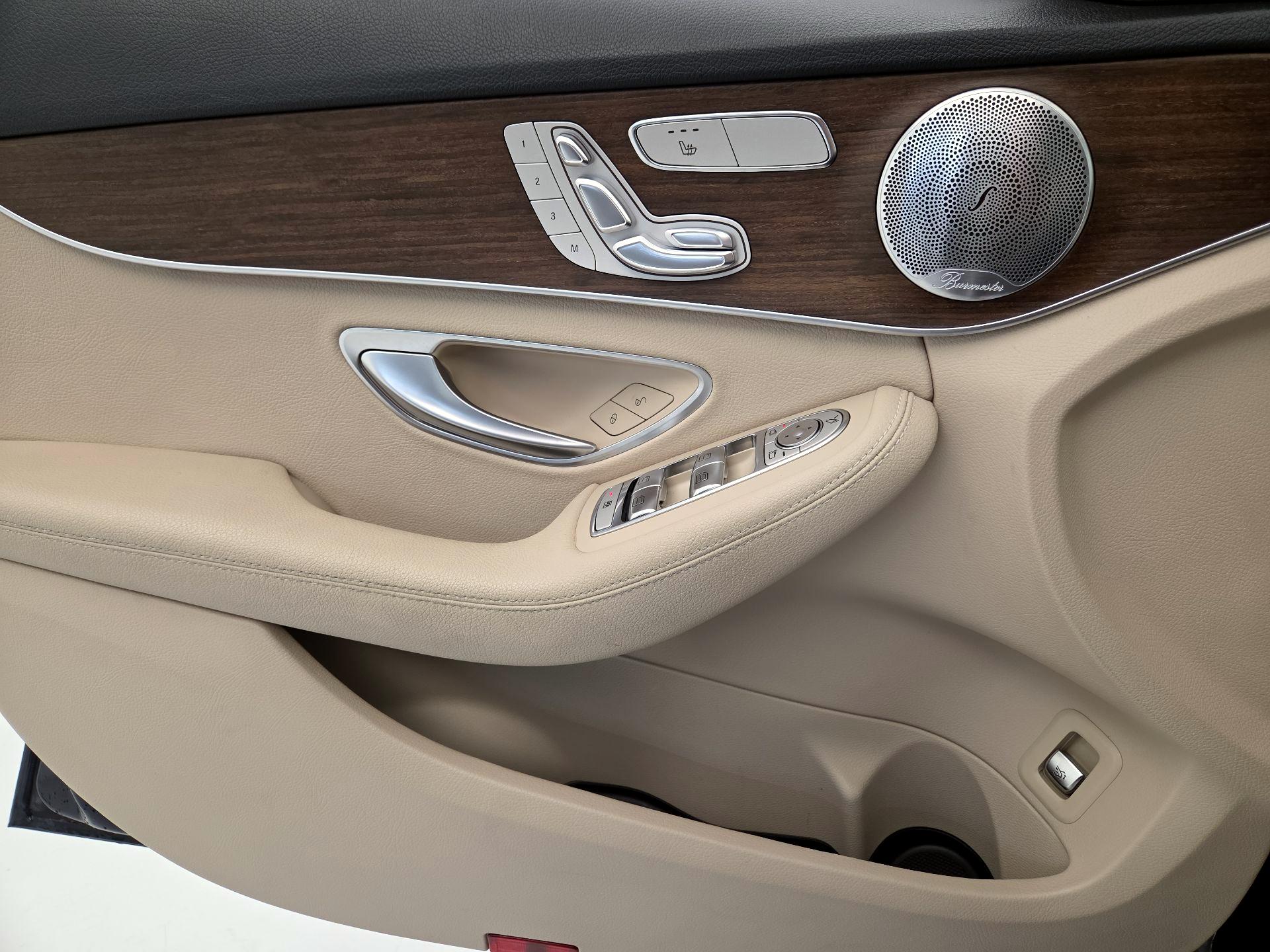 Thumbnail: 2021 Mercedes-Benz C-Class - 12