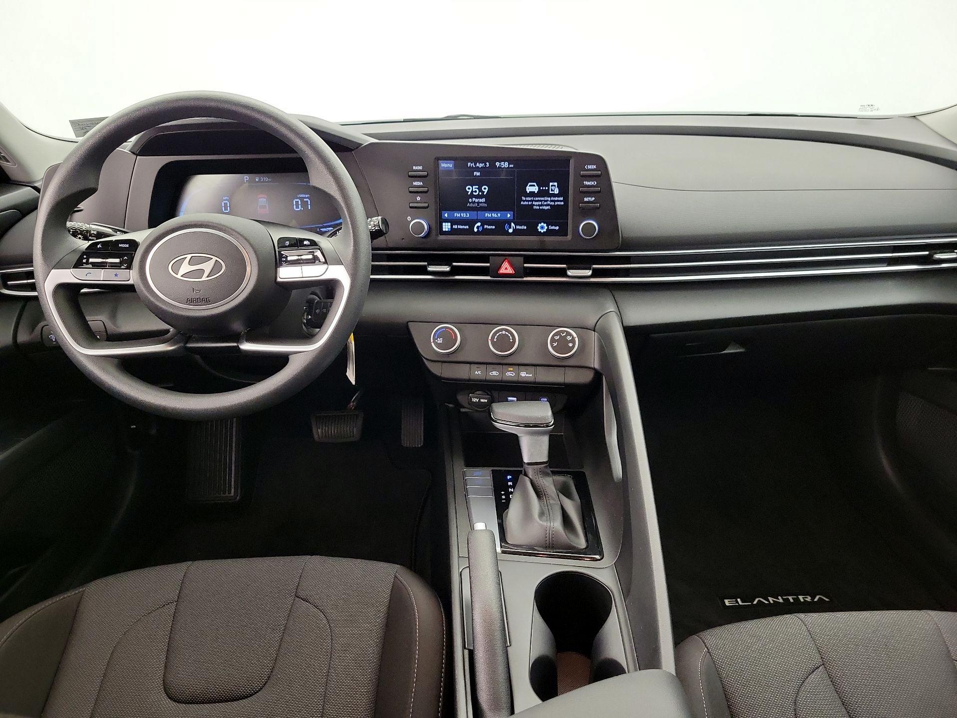 Thumbnail: 2025 Hyundai Elantra - 9