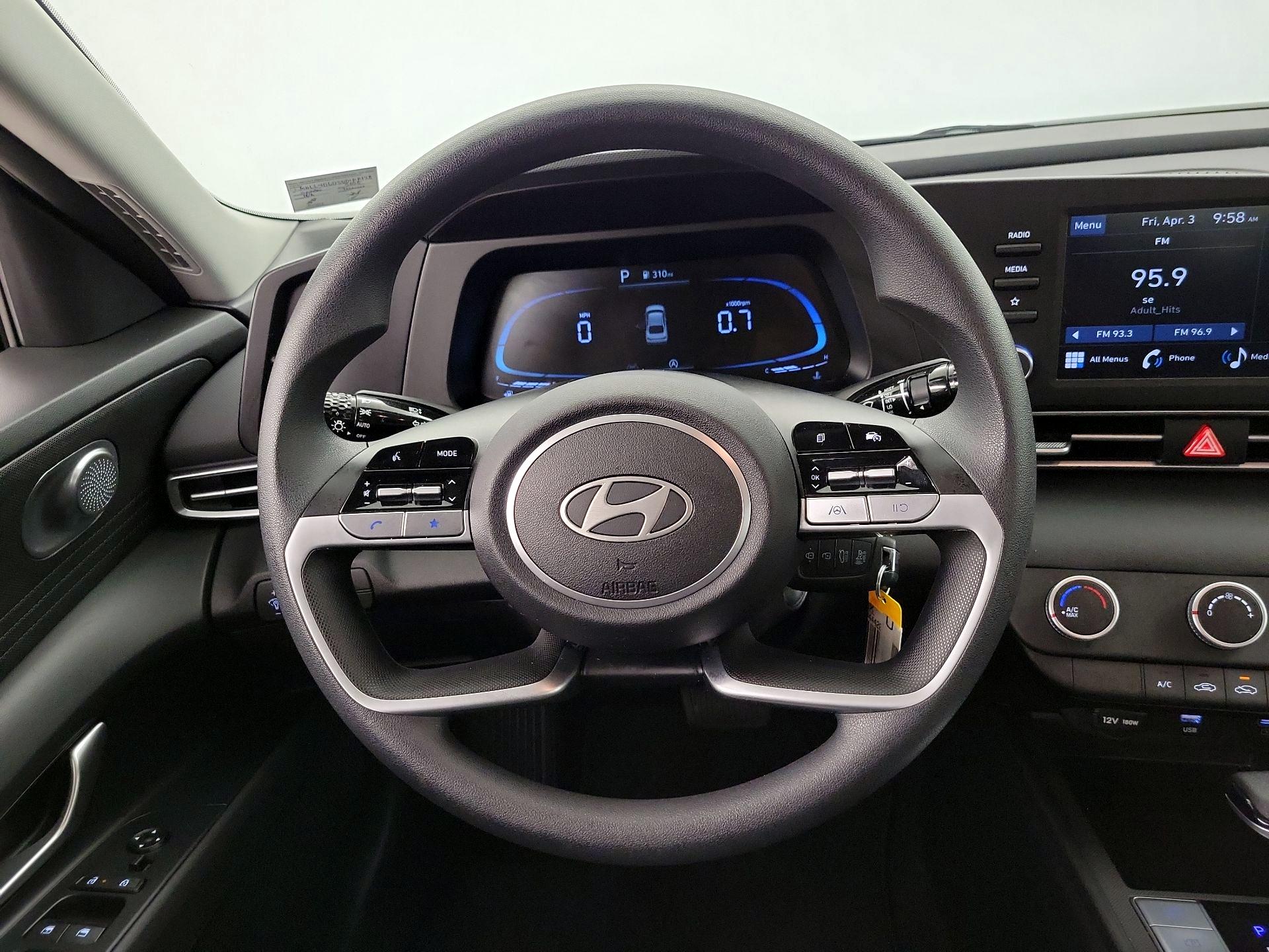 Thumbnail: 2025 Hyundai Elantra - 10