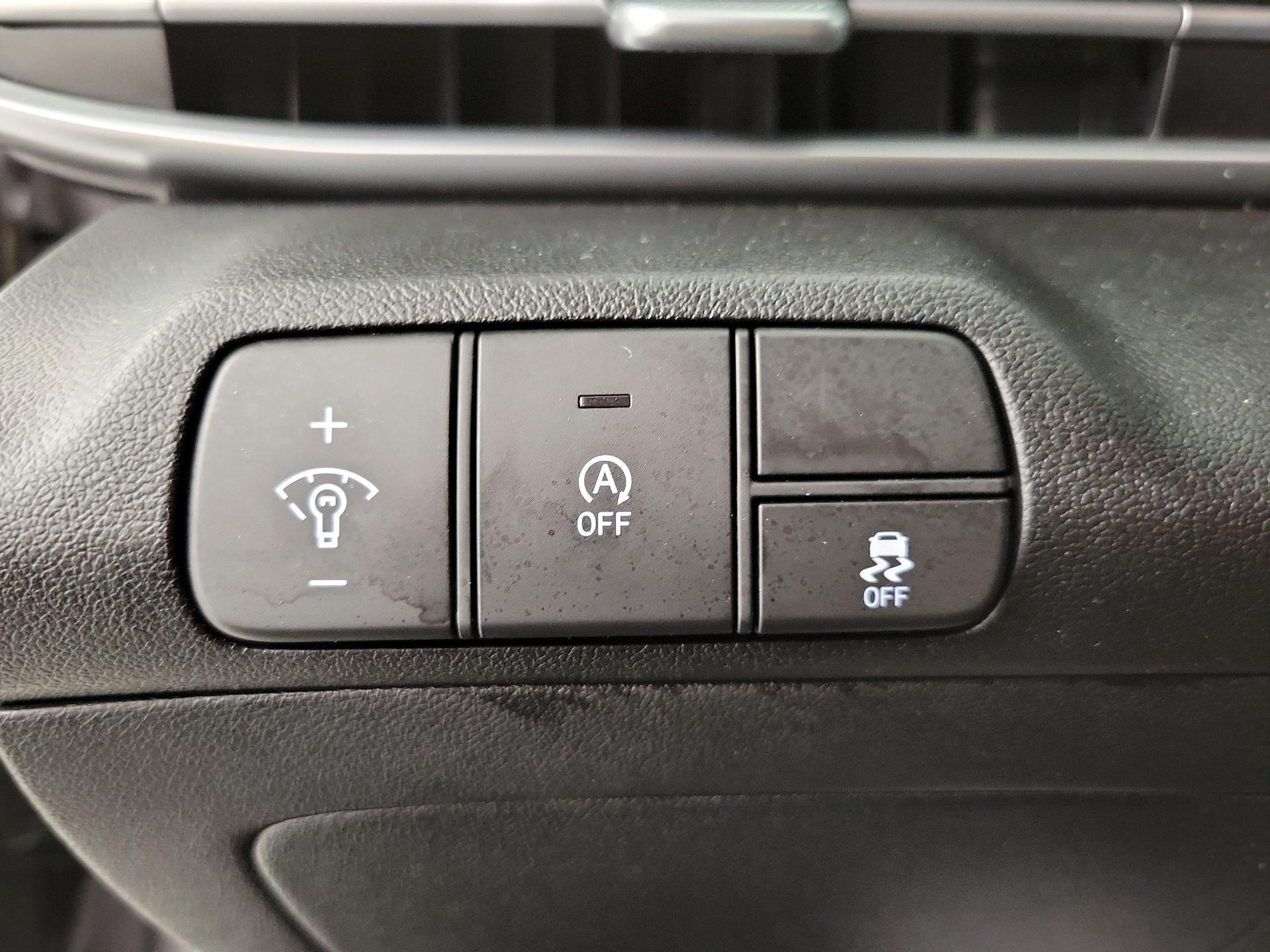 Thumbnail: 2025 Hyundai Elantra - 13