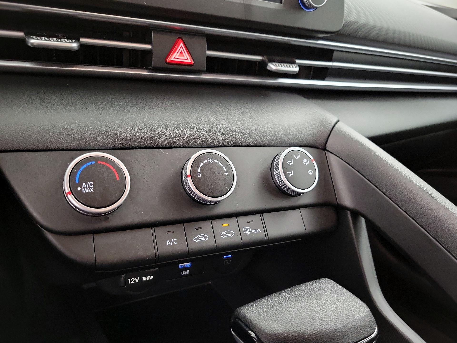 Thumbnail: 2025 Hyundai Elantra - 16