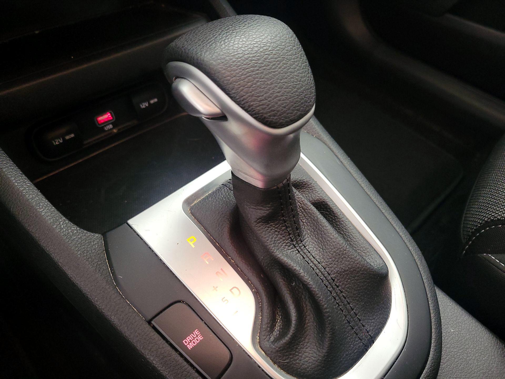 Thumbnail: 2023 Kia Forte - 17