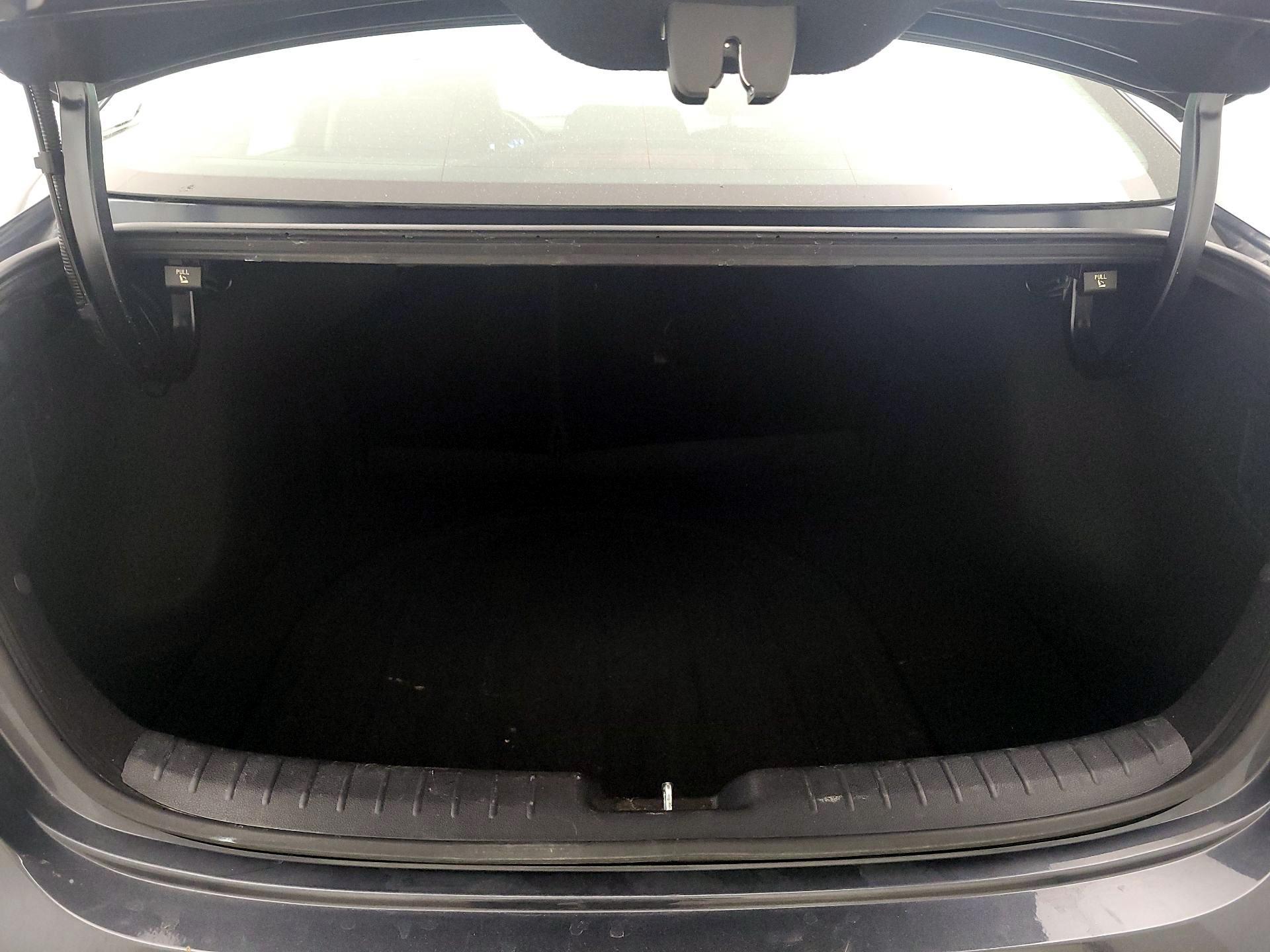 Thumbnail: 2023 Kia Forte - 20