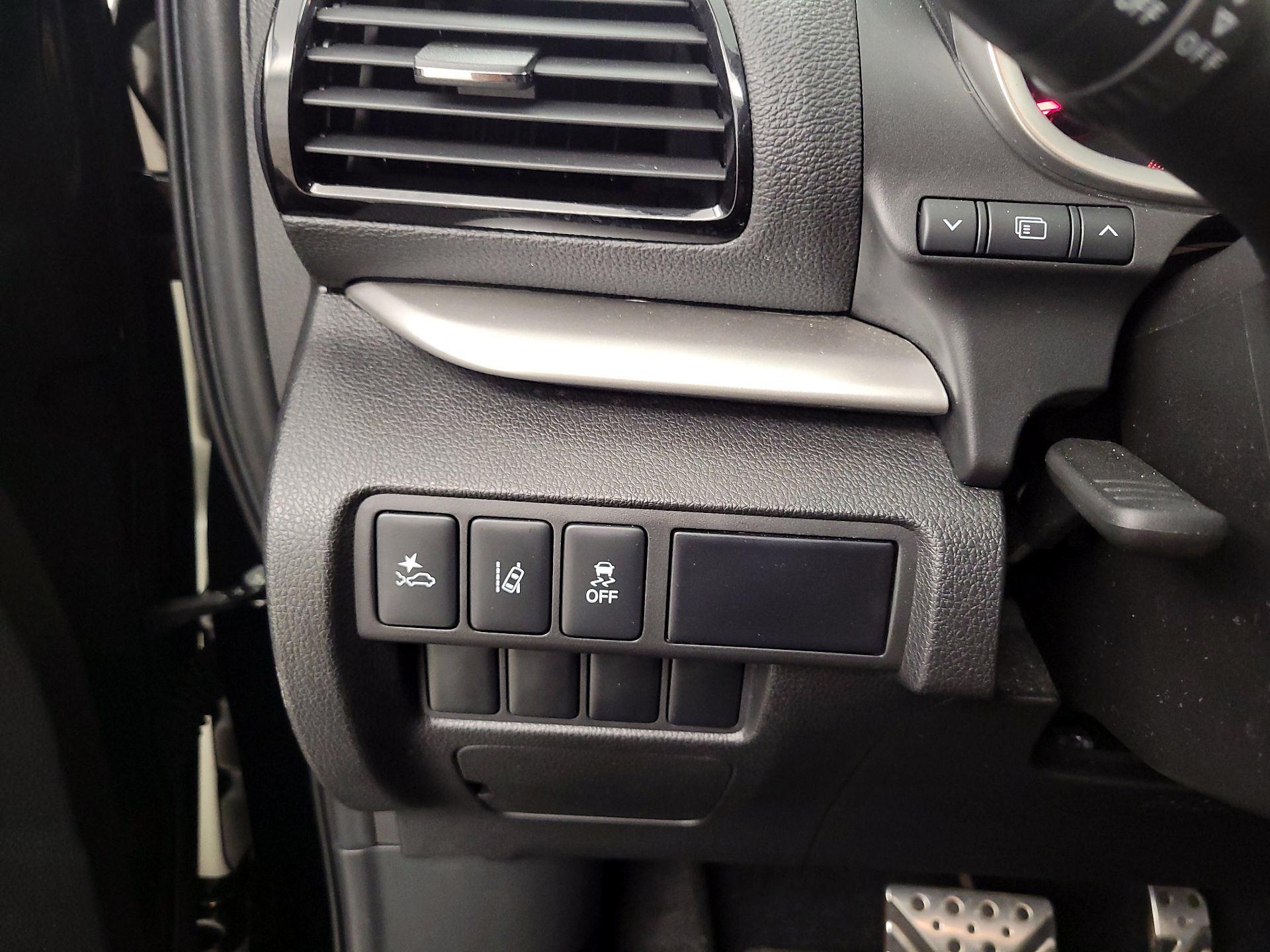 Thumbnail: 2023 Mitsubishi Eclipse Cross - 13