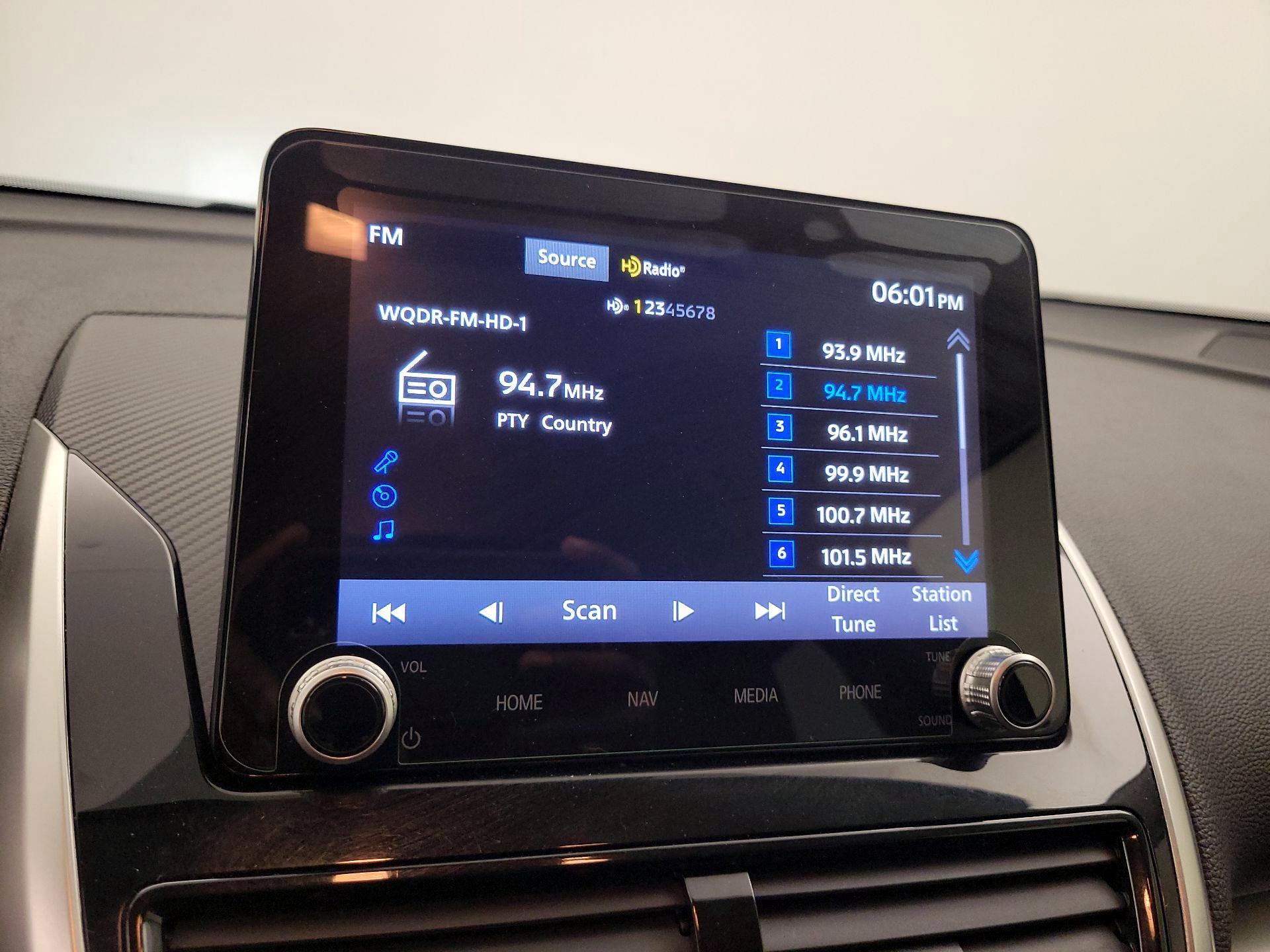 Thumbnail: 2023 Mitsubishi Eclipse Cross - 15