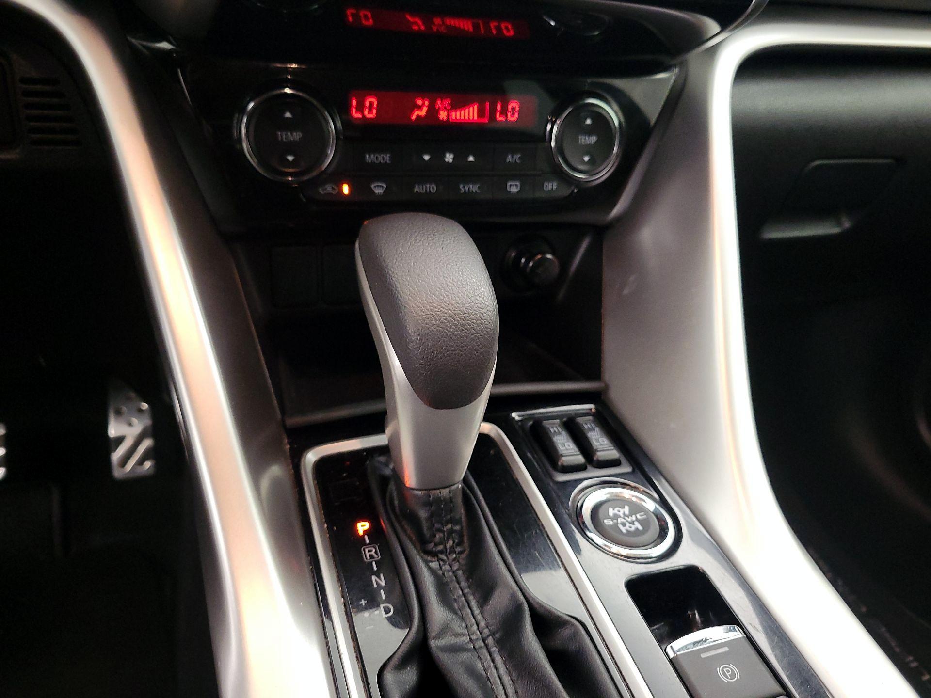 Thumbnail: 2023 Mitsubishi Eclipse Cross - 18