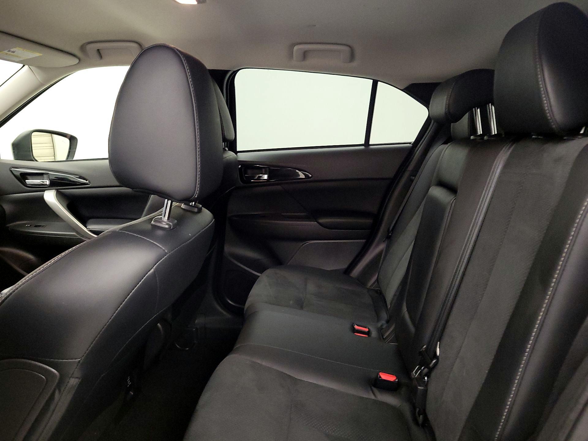 Thumbnail: 2023 Mitsubishi Eclipse Cross - 19