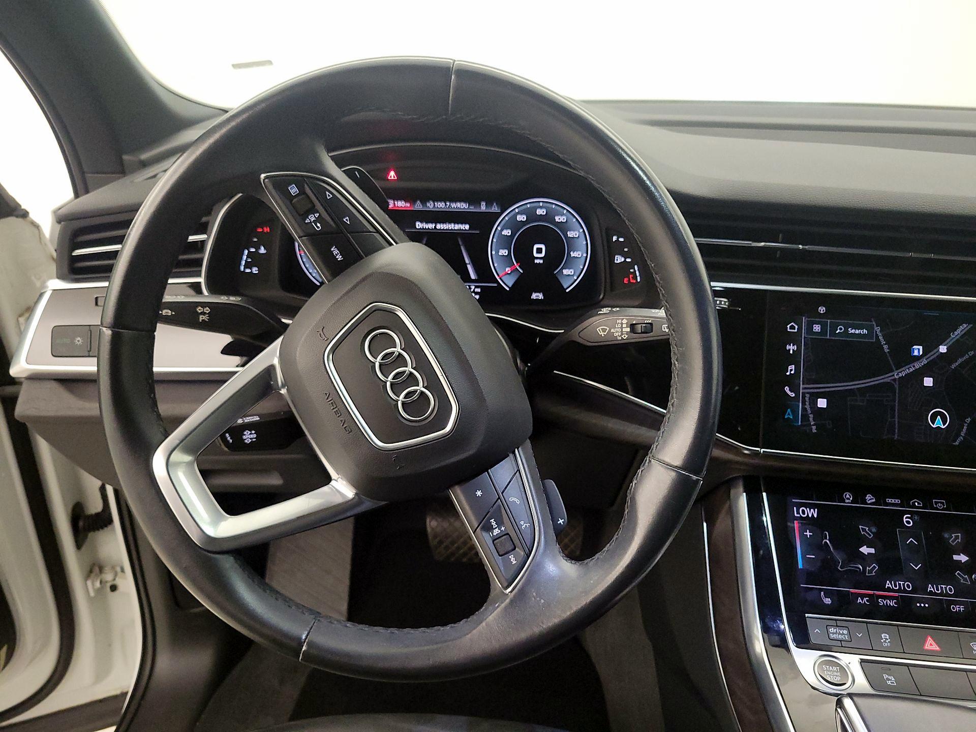 Thumbnail: 2021 Audi Q7 - 10