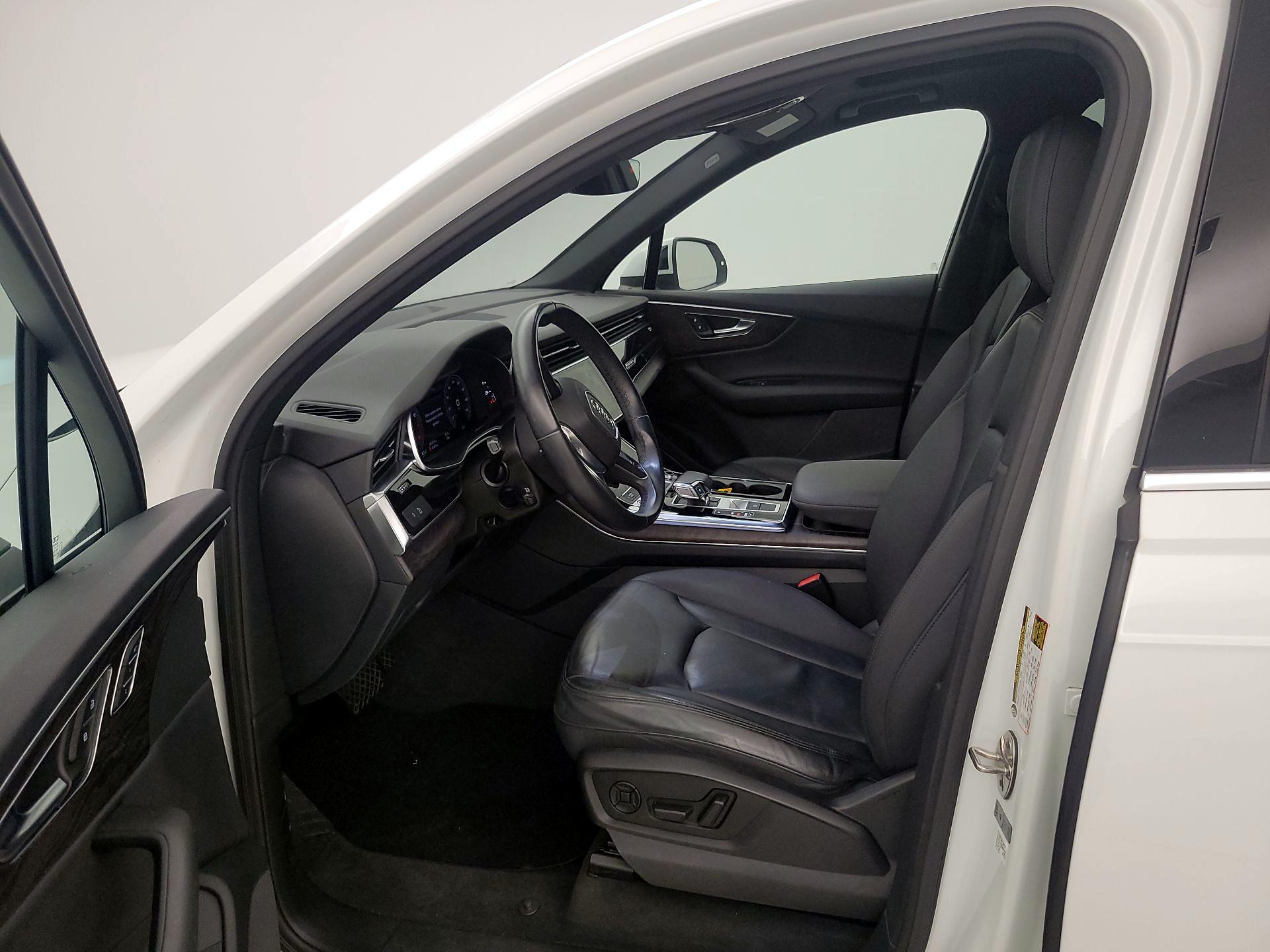 Thumbnail: 2021 Audi Q7 - 11