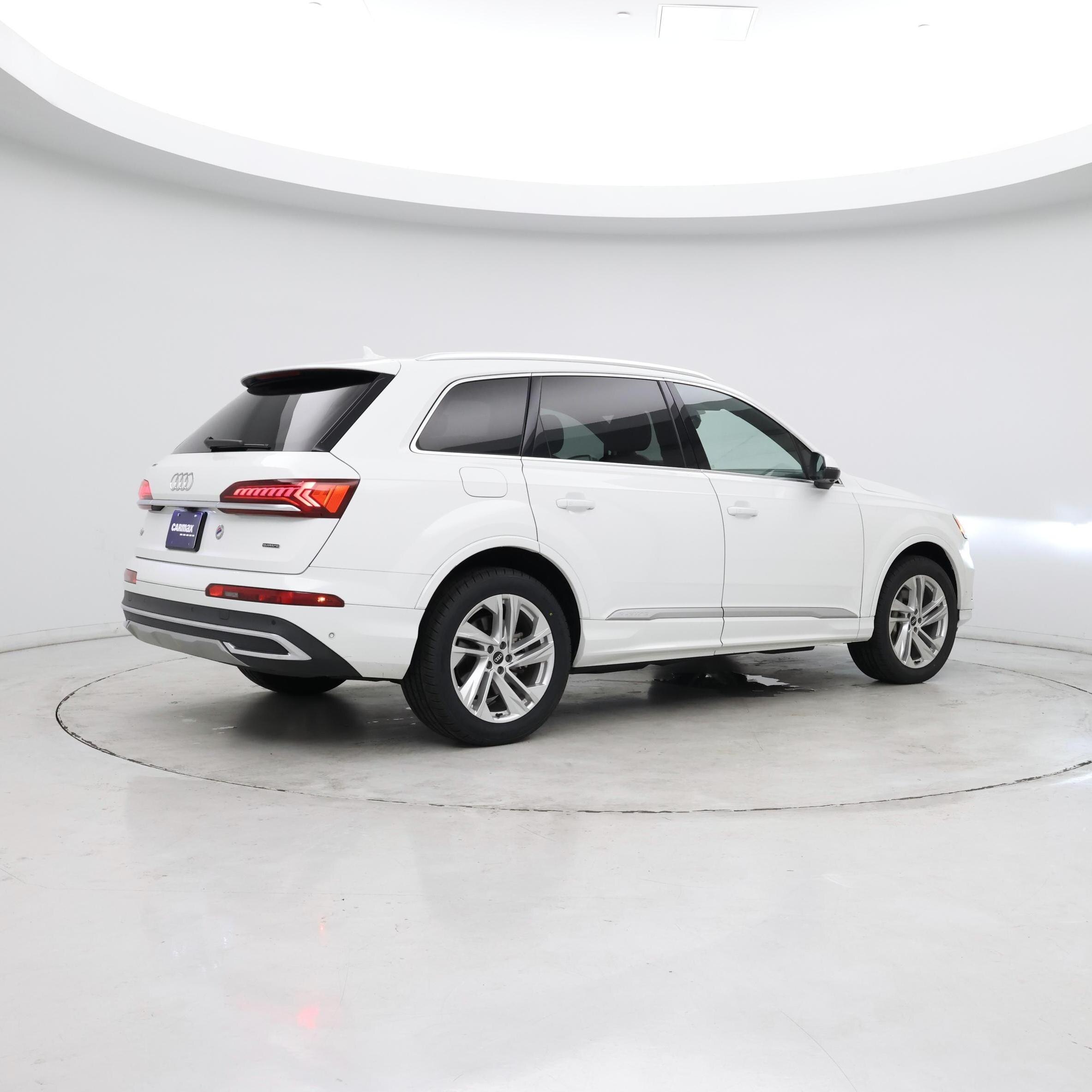 Thumbnail: 2021 Audi Q7 - 6