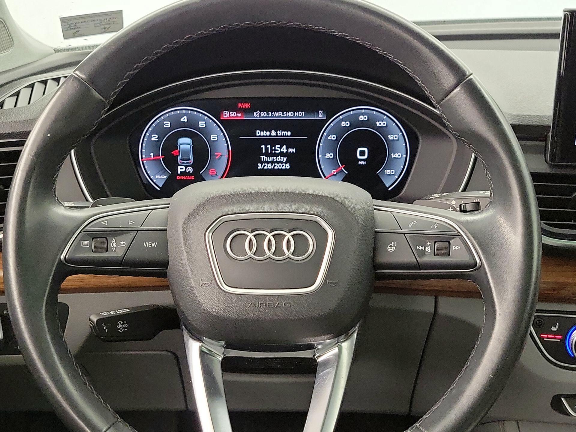 Thumbnail: 2022 Audi Q5 - 10