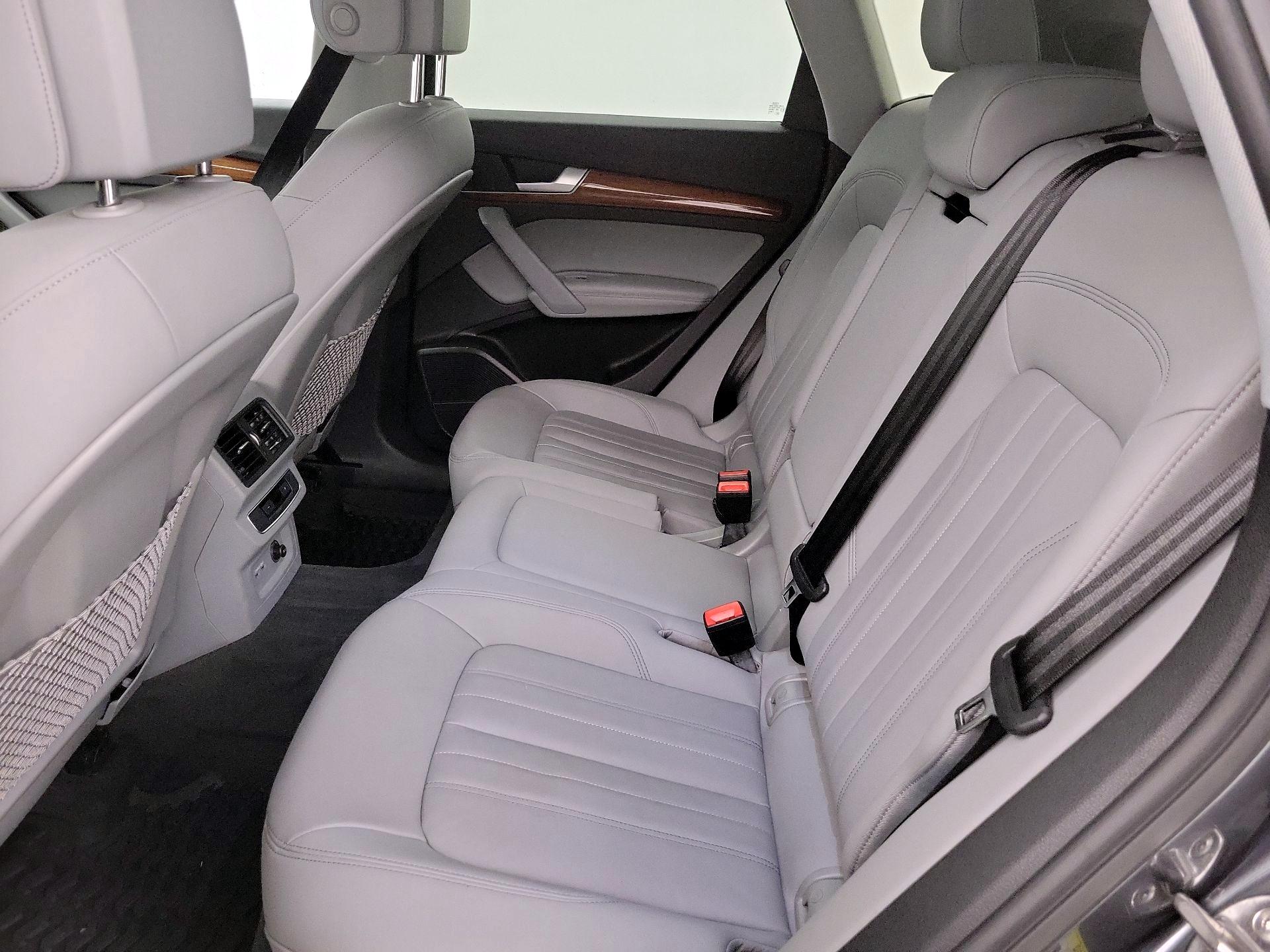 Thumbnail: 2022 Audi Q5 - 20