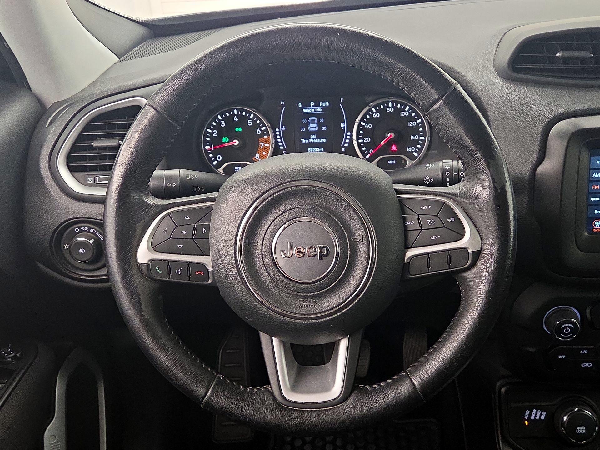 Thumbnail: 2020 Jeep Renegade - 10