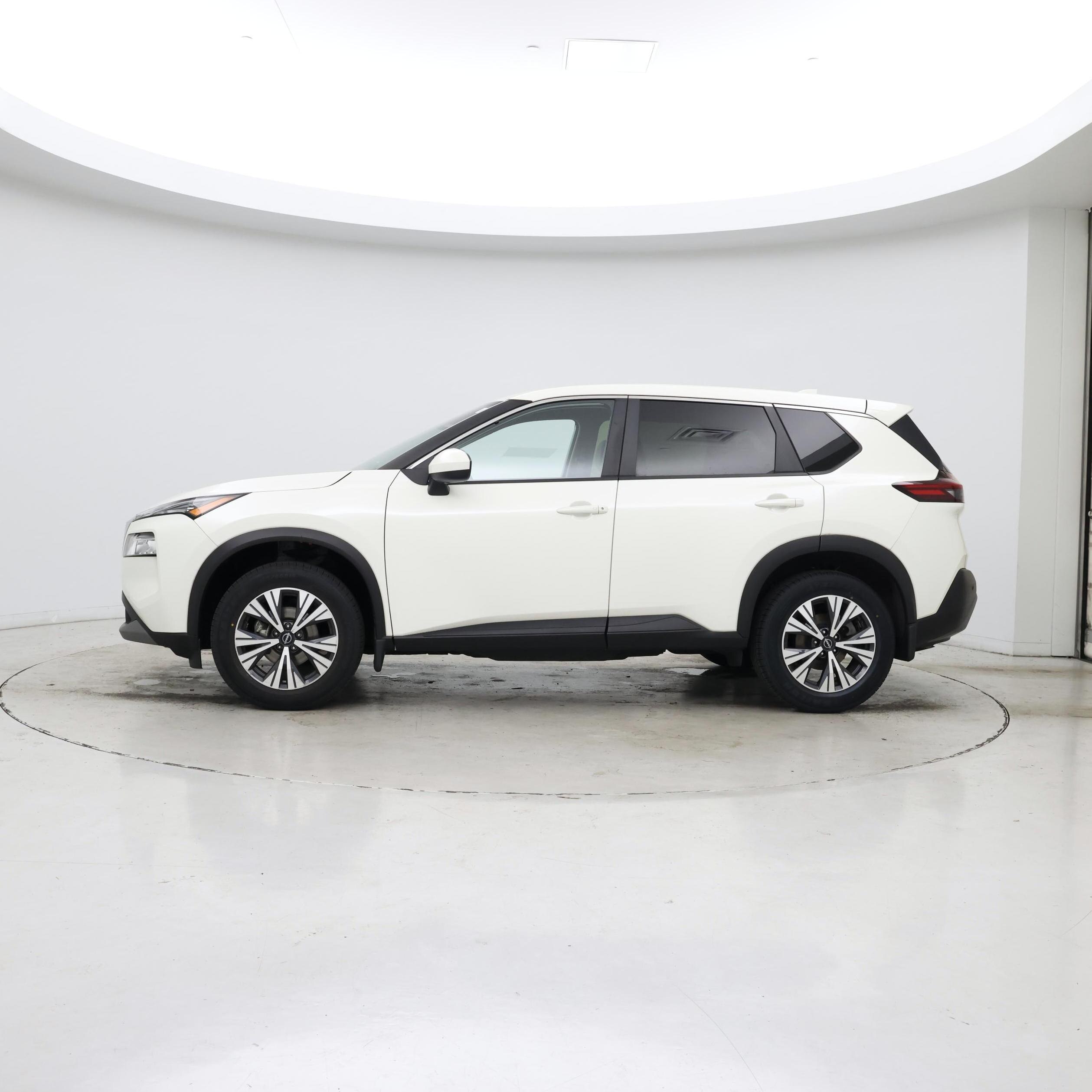 Thumbnail: 2023 Nissan Rogue - 3