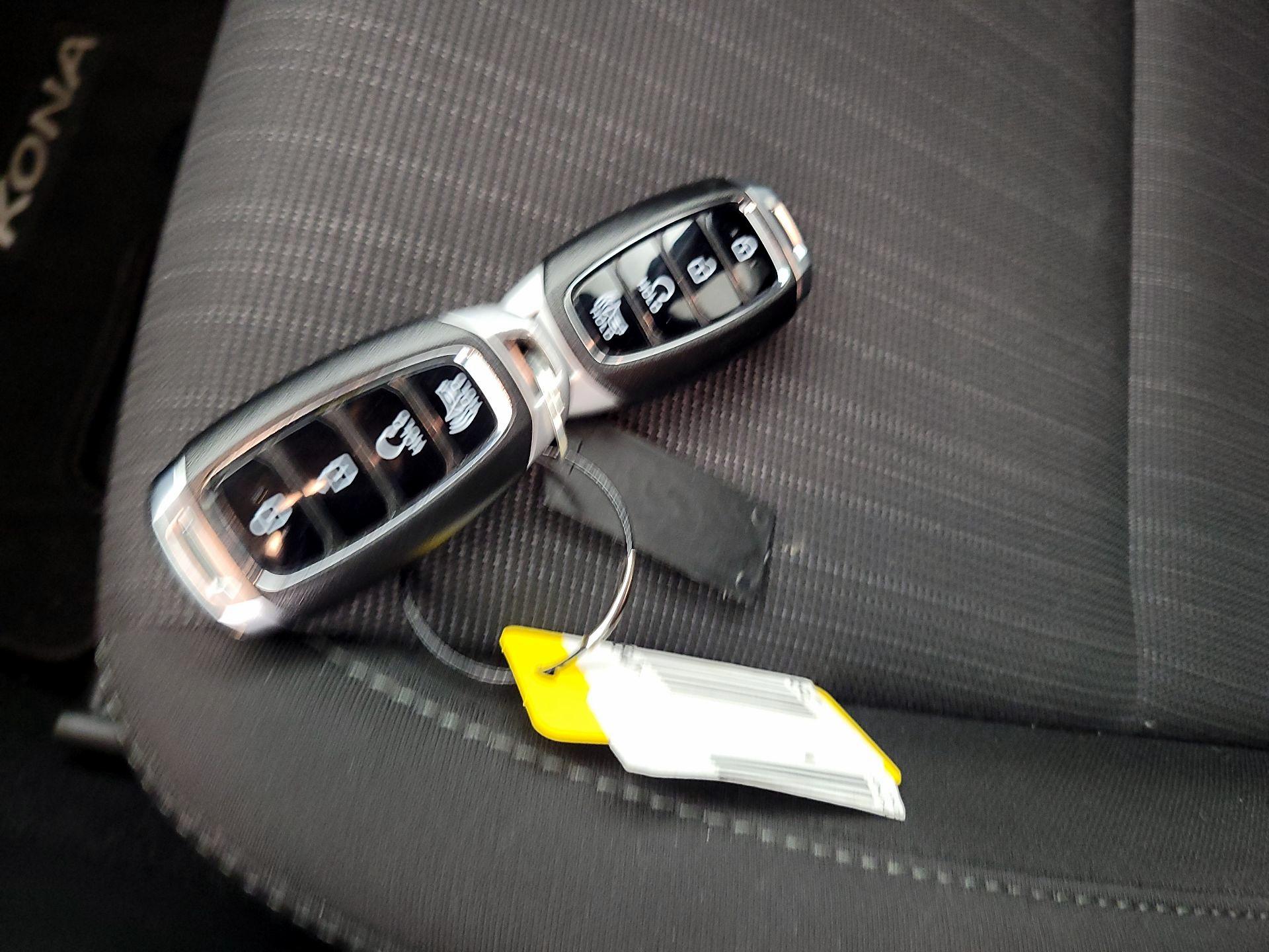 Thumbnail: 2023 Hyundai Kona - 20