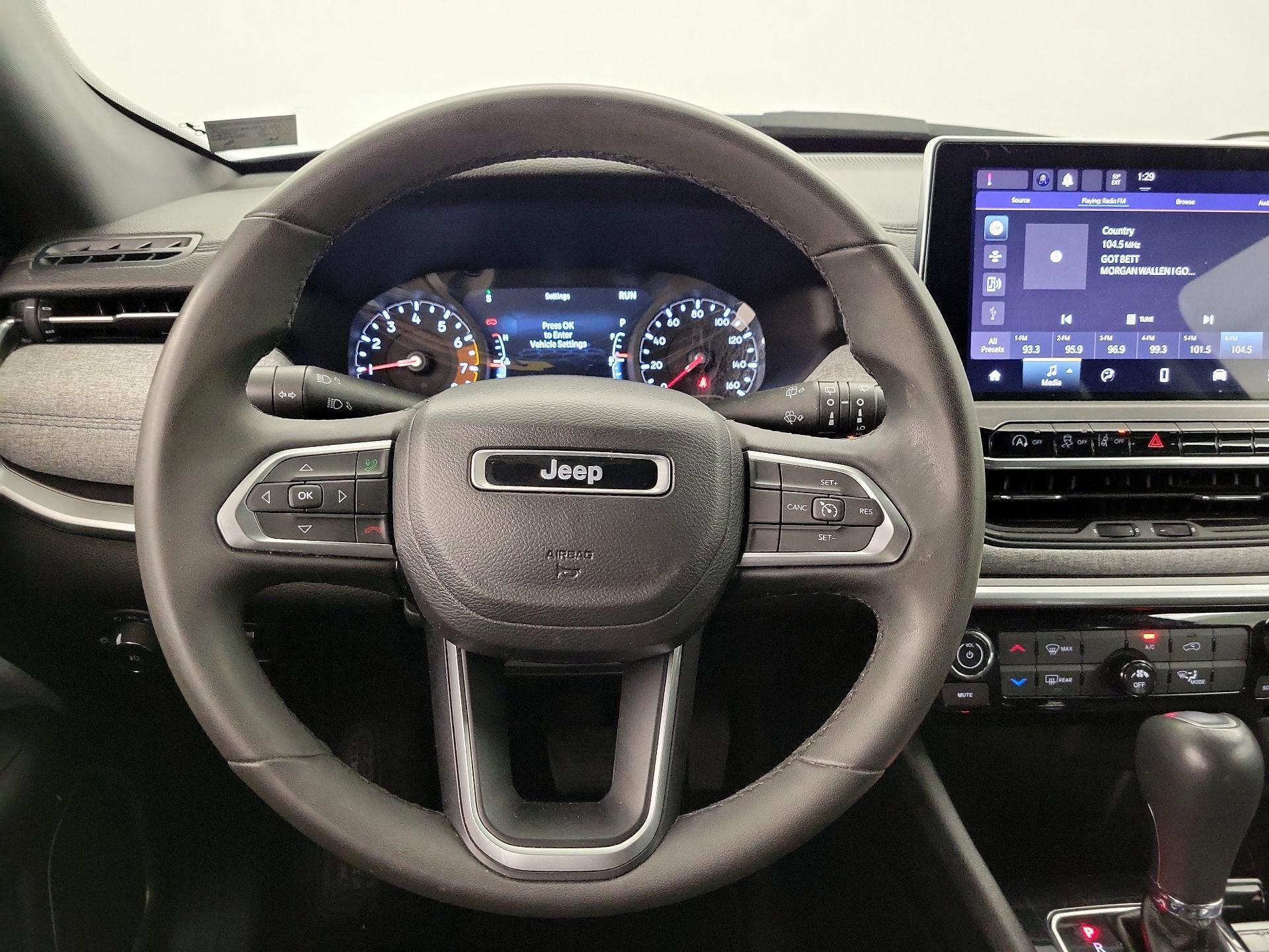 Thumbnail: 2023 Jeep Compass - 10