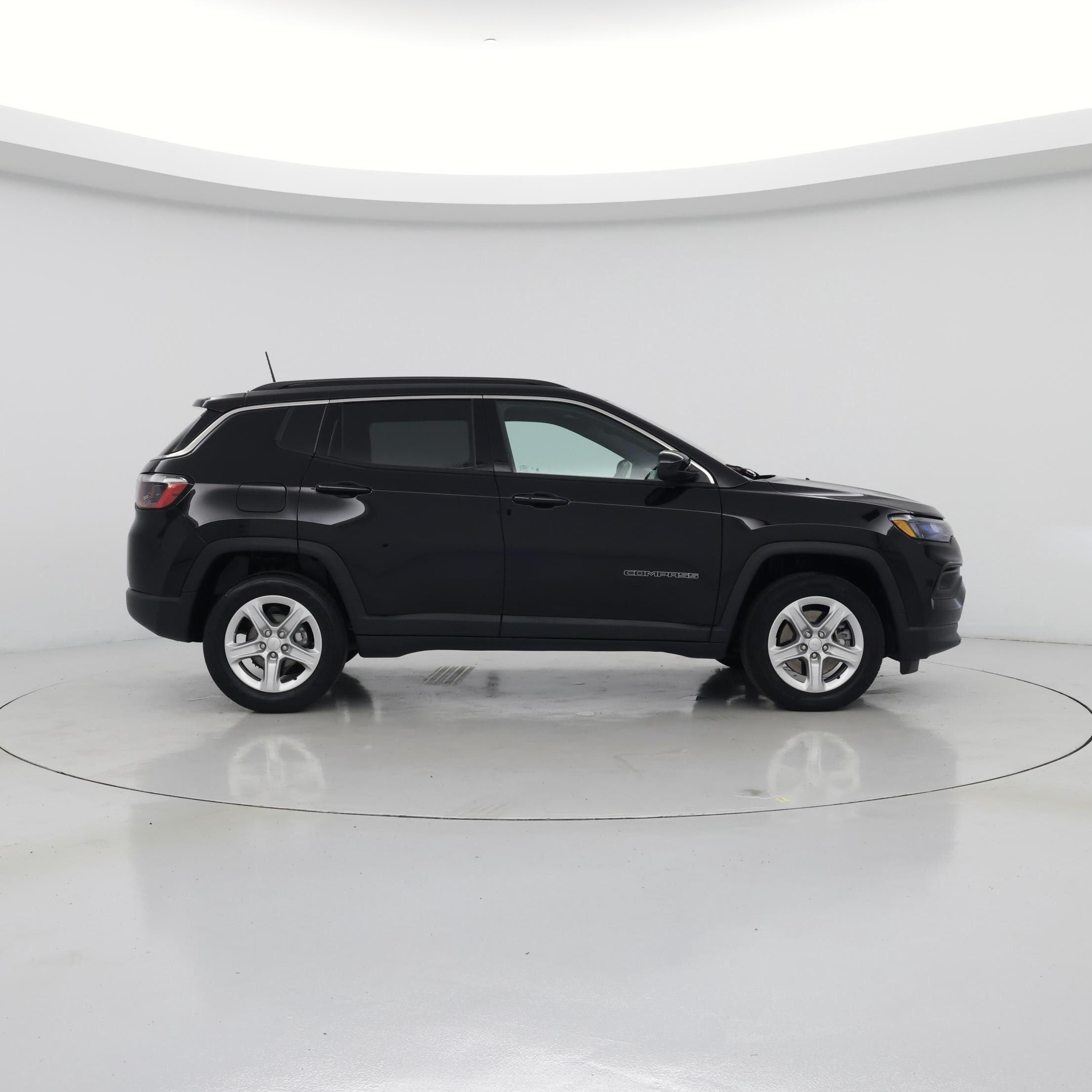 Thumbnail: 2023 Jeep Compass - 7