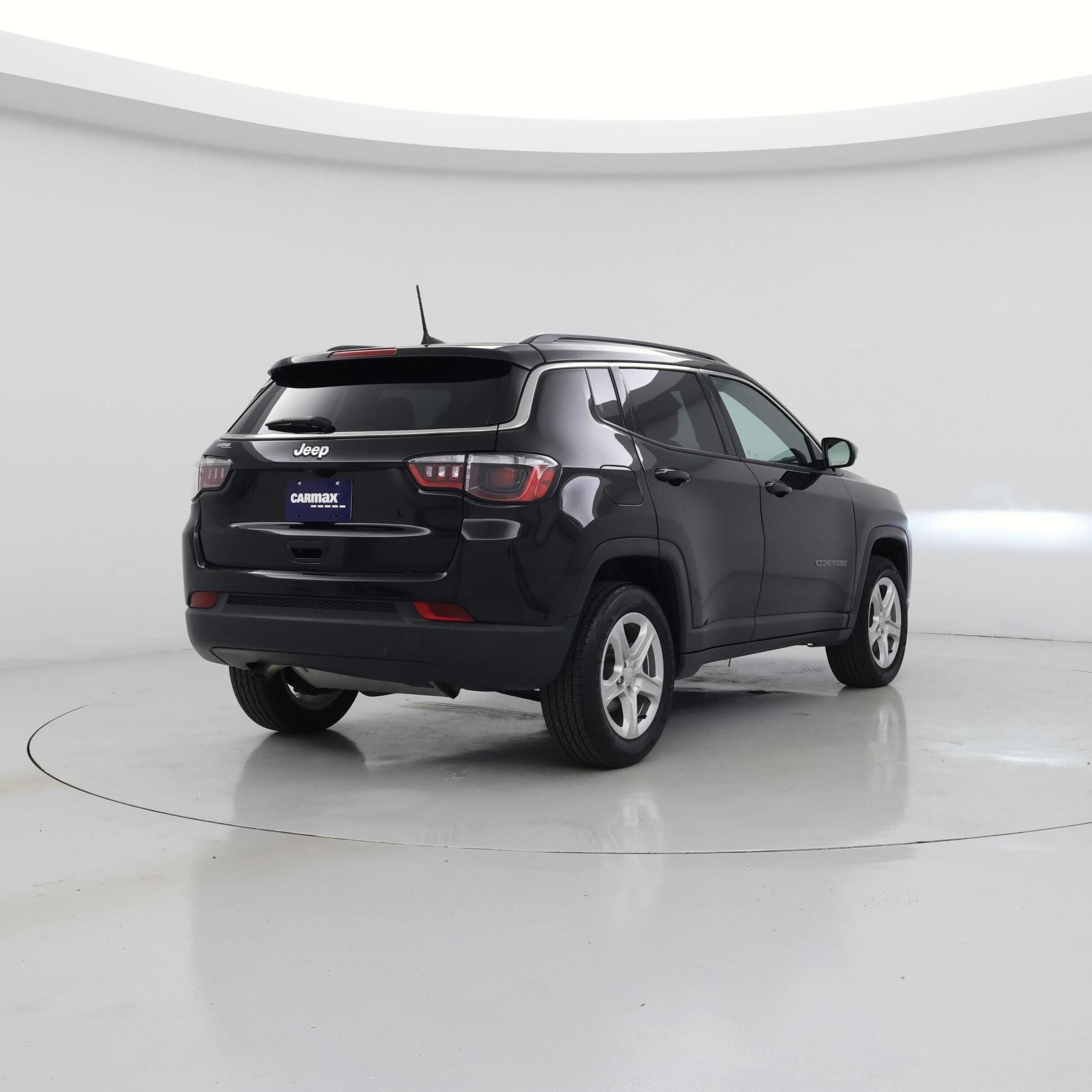 Thumbnail: 2023 Jeep Compass - 8