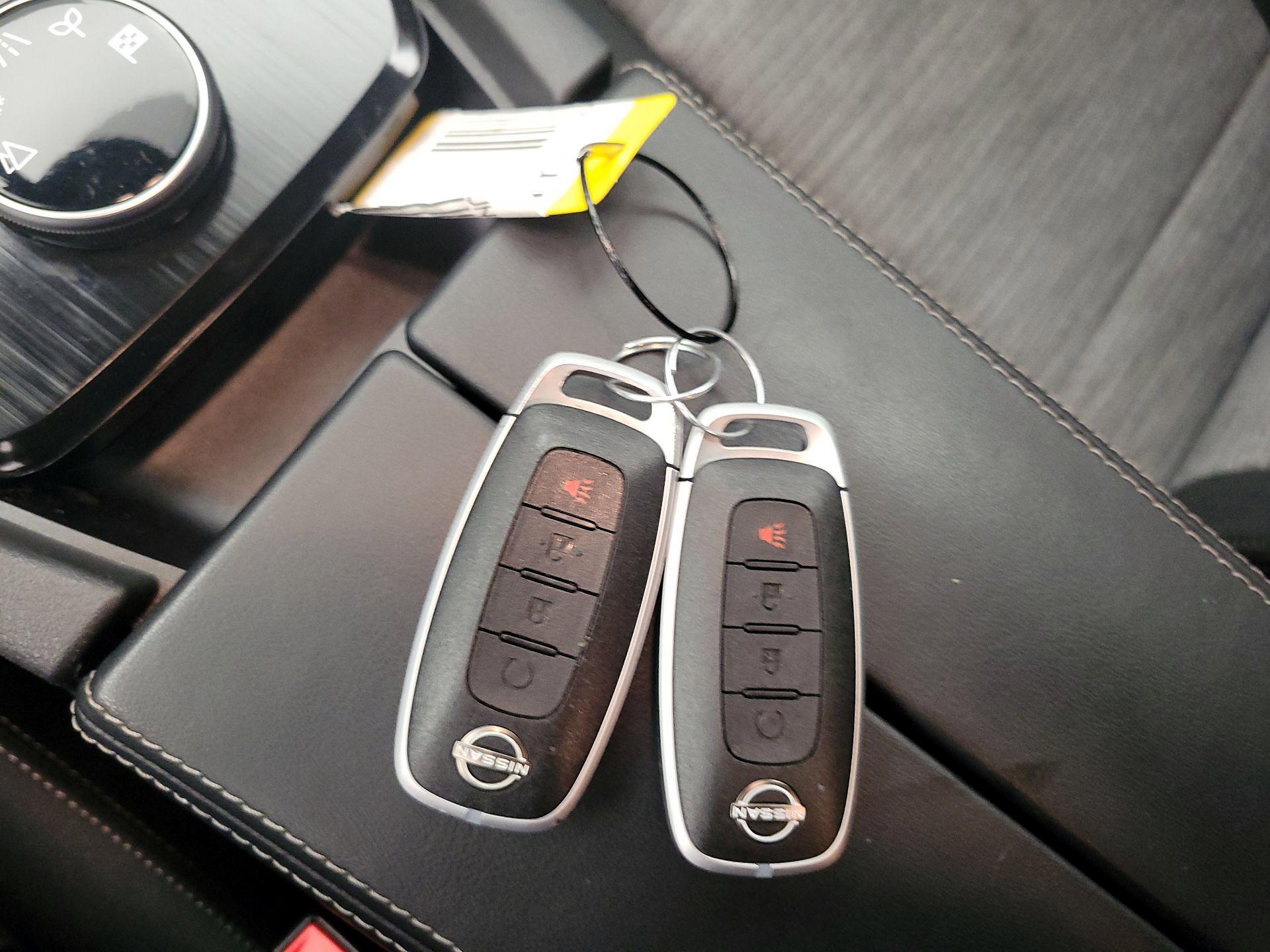 Thumbnail: 2023 Nissan Rogue - 20