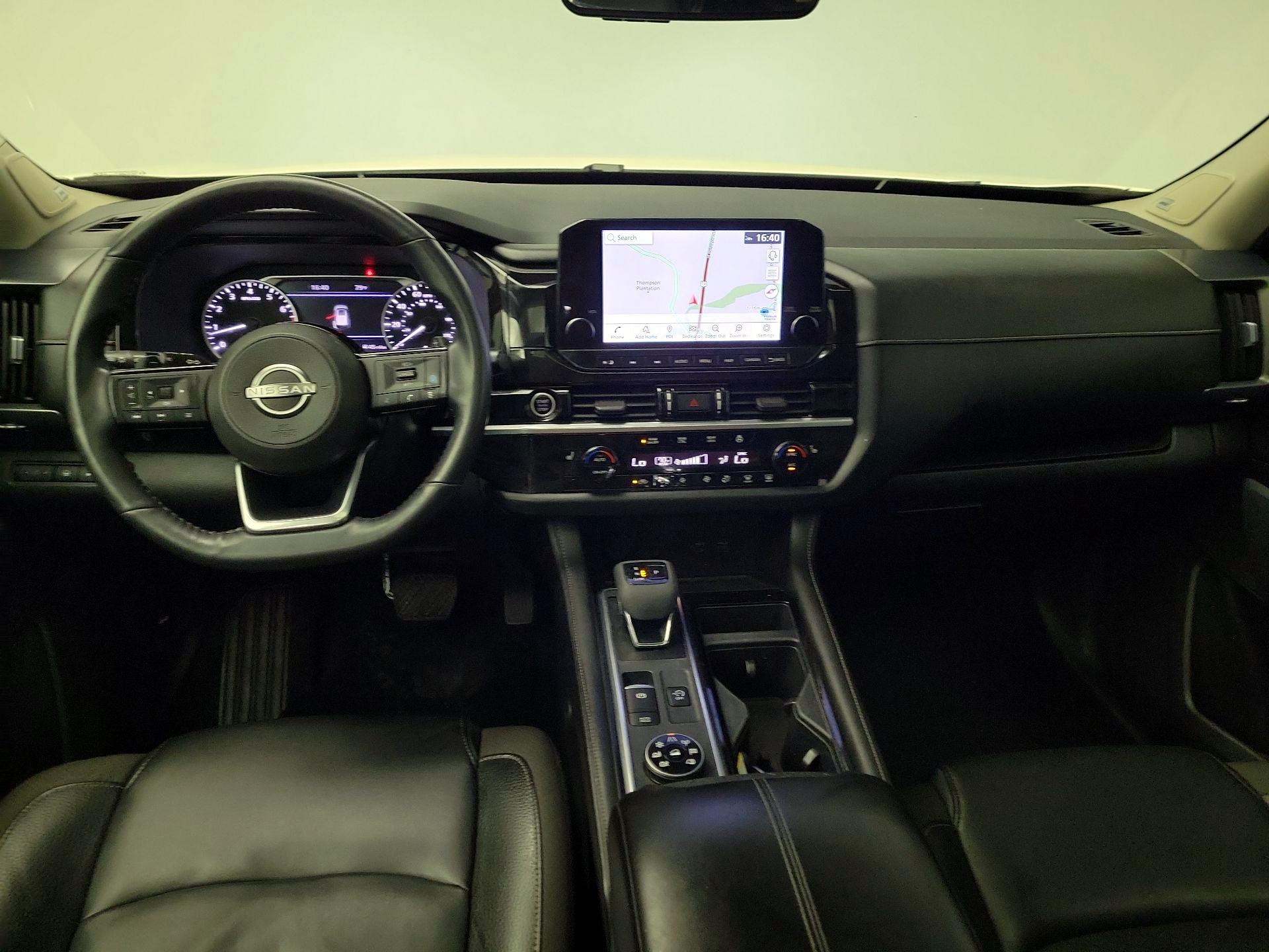 Thumbnail: 2023 Nissan Pathfinder - 9