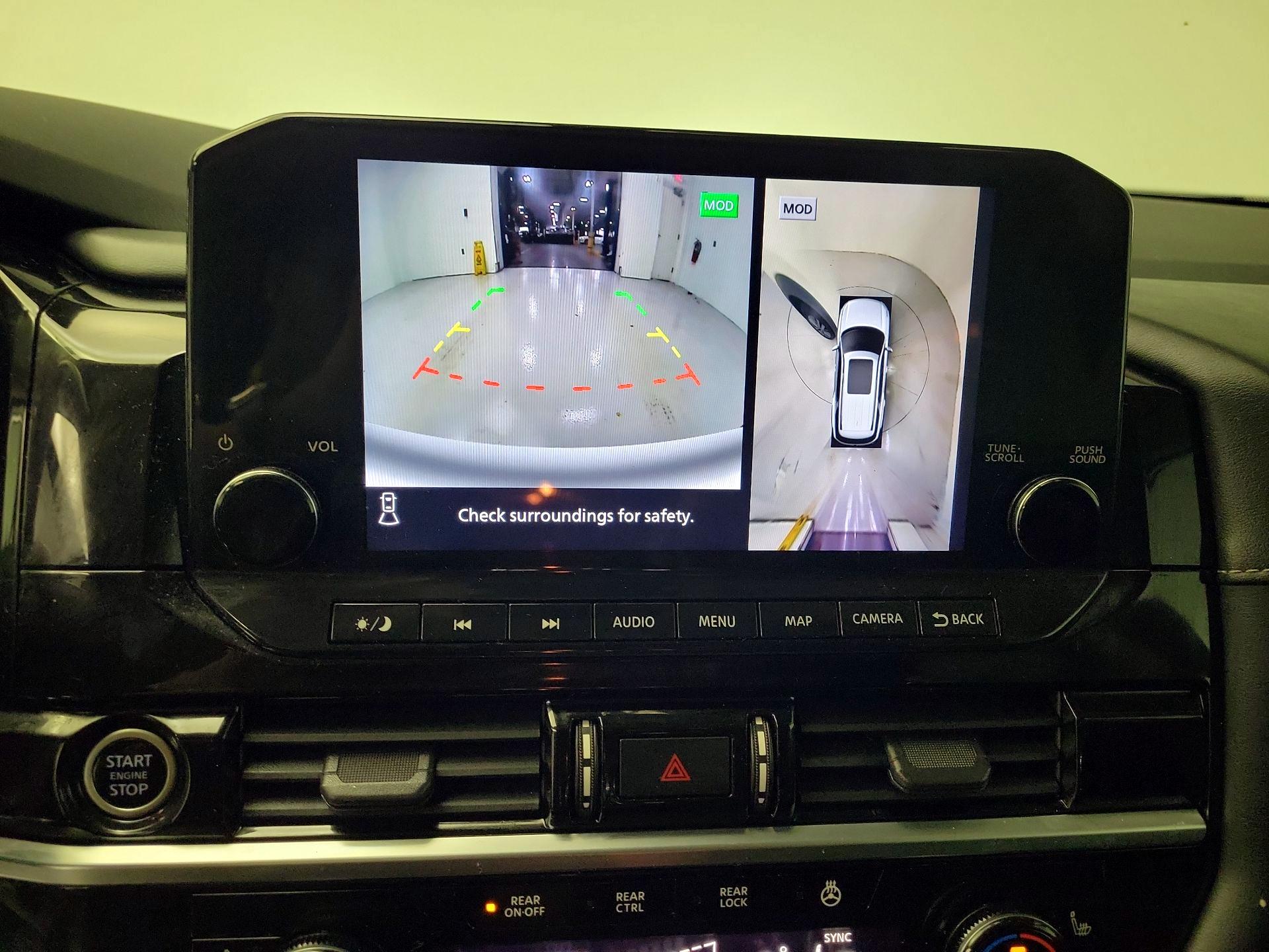 Thumbnail: 2023 Nissan Pathfinder - 15