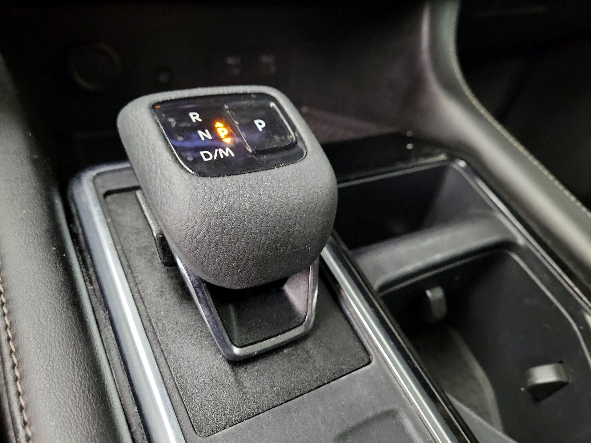 Thumbnail: 2023 Nissan Pathfinder - 18