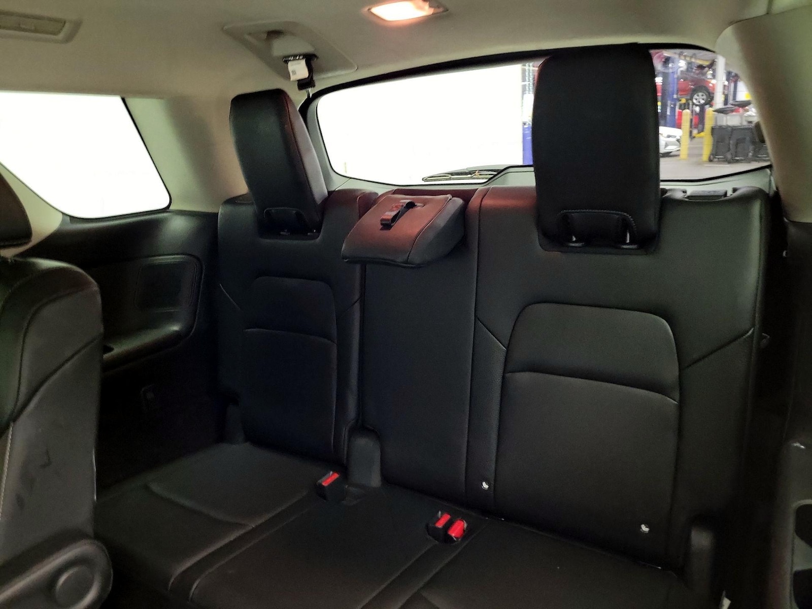 2023 Nissan Pathfinder SL - Photo 23