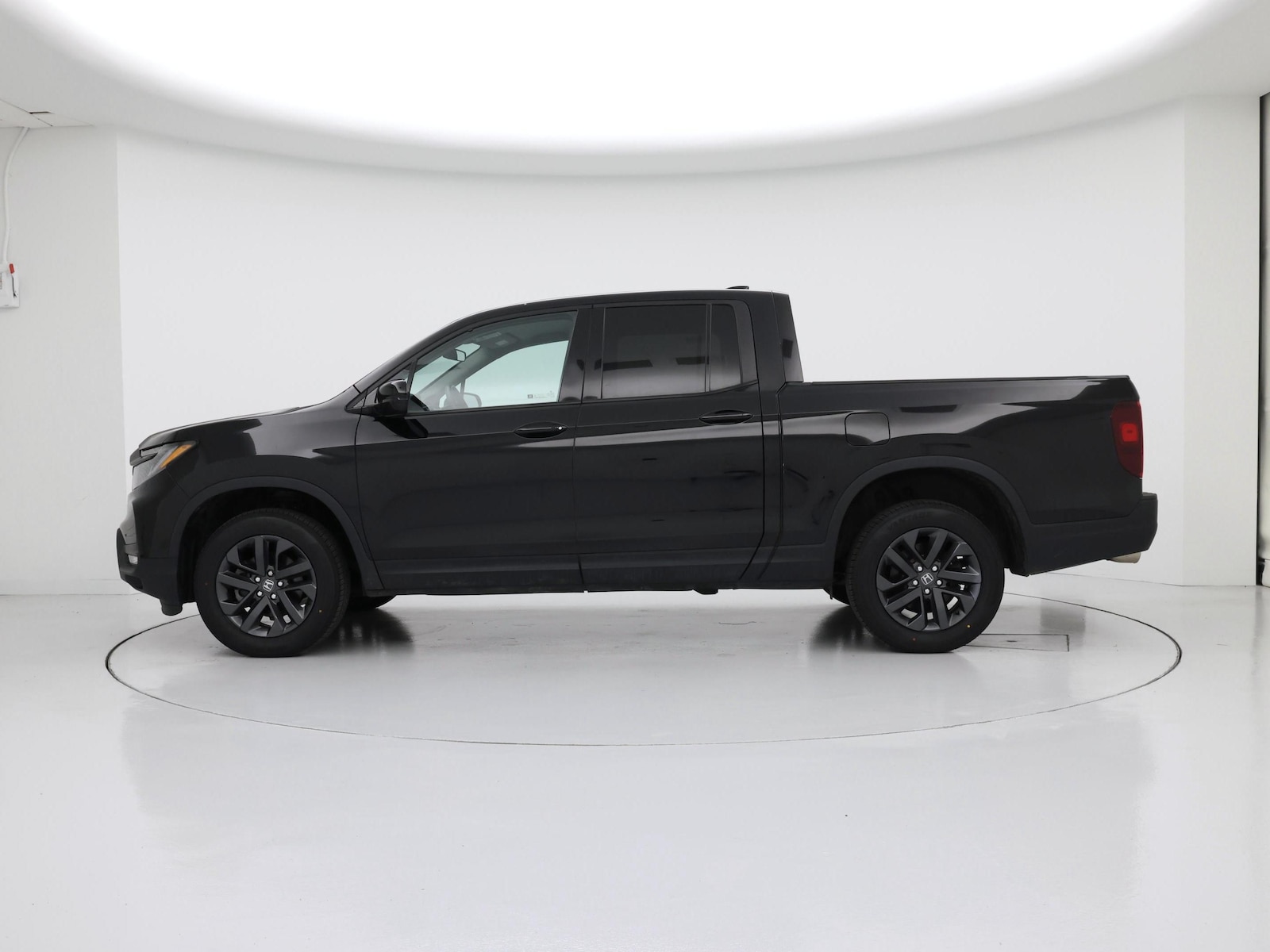 2024 Honda Ridgeline Sport - Photo 4