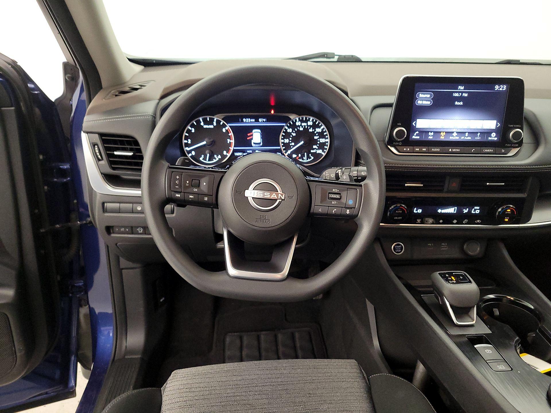 Thumbnail: 2023 Nissan Rogue - 10