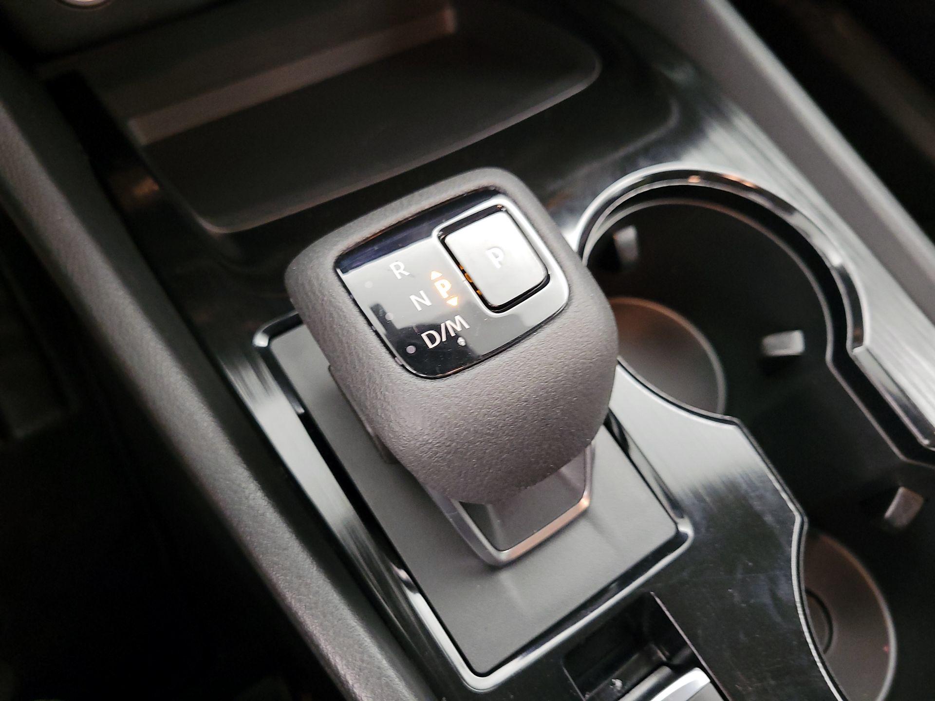 Thumbnail: 2023 Nissan Rogue - 15