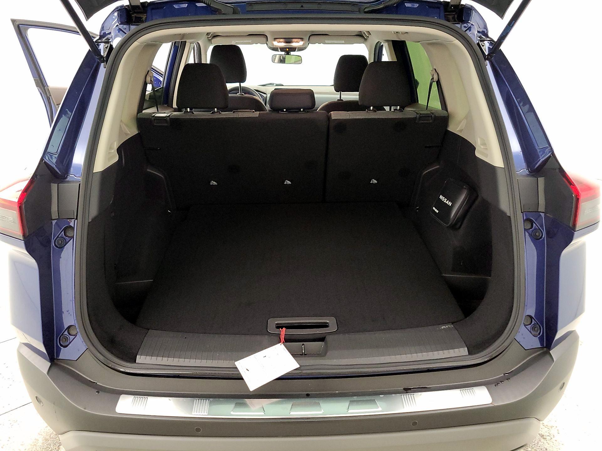 Thumbnail: 2023 Nissan Rogue - 18