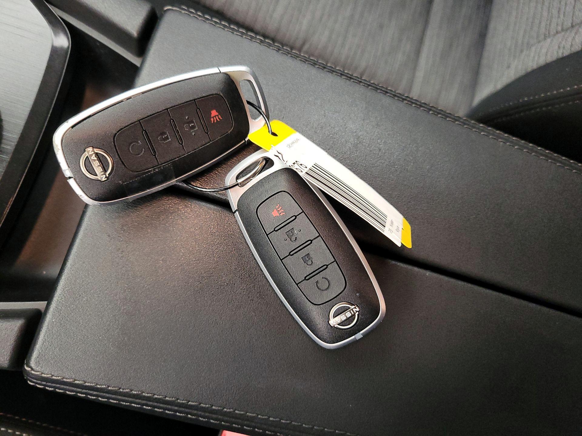 Thumbnail: 2023 Nissan Rogue - 20