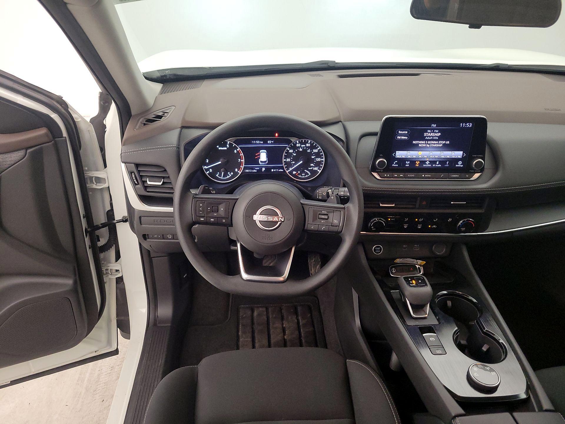 Thumbnail: 2023 Nissan Rogue - 10