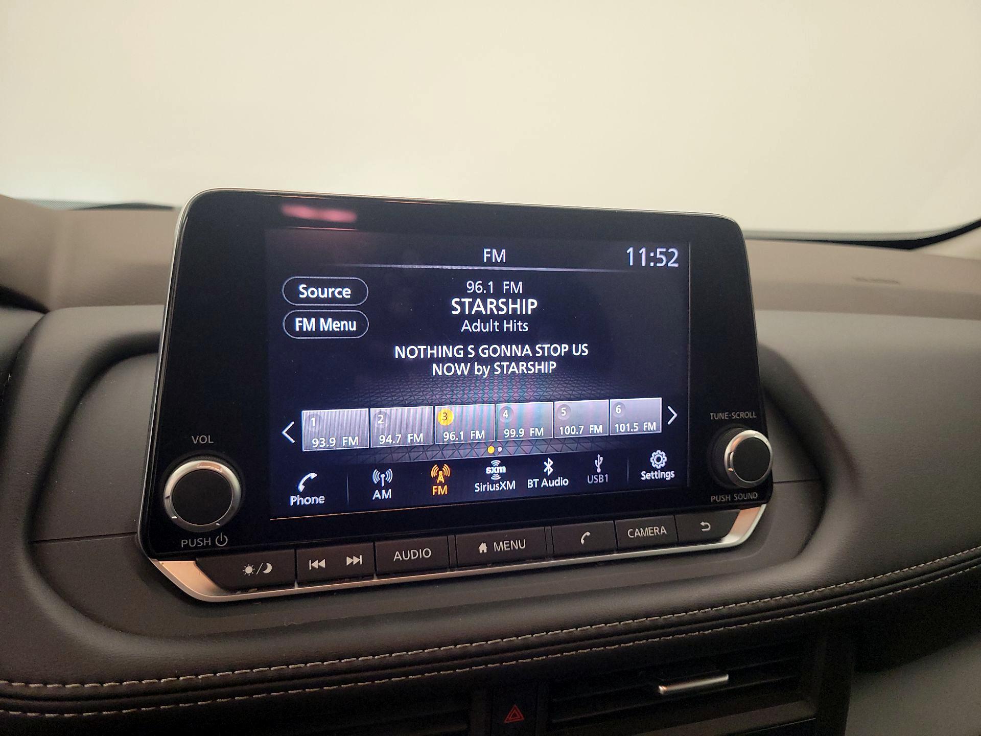 Thumbnail: 2023 Nissan Rogue - 14