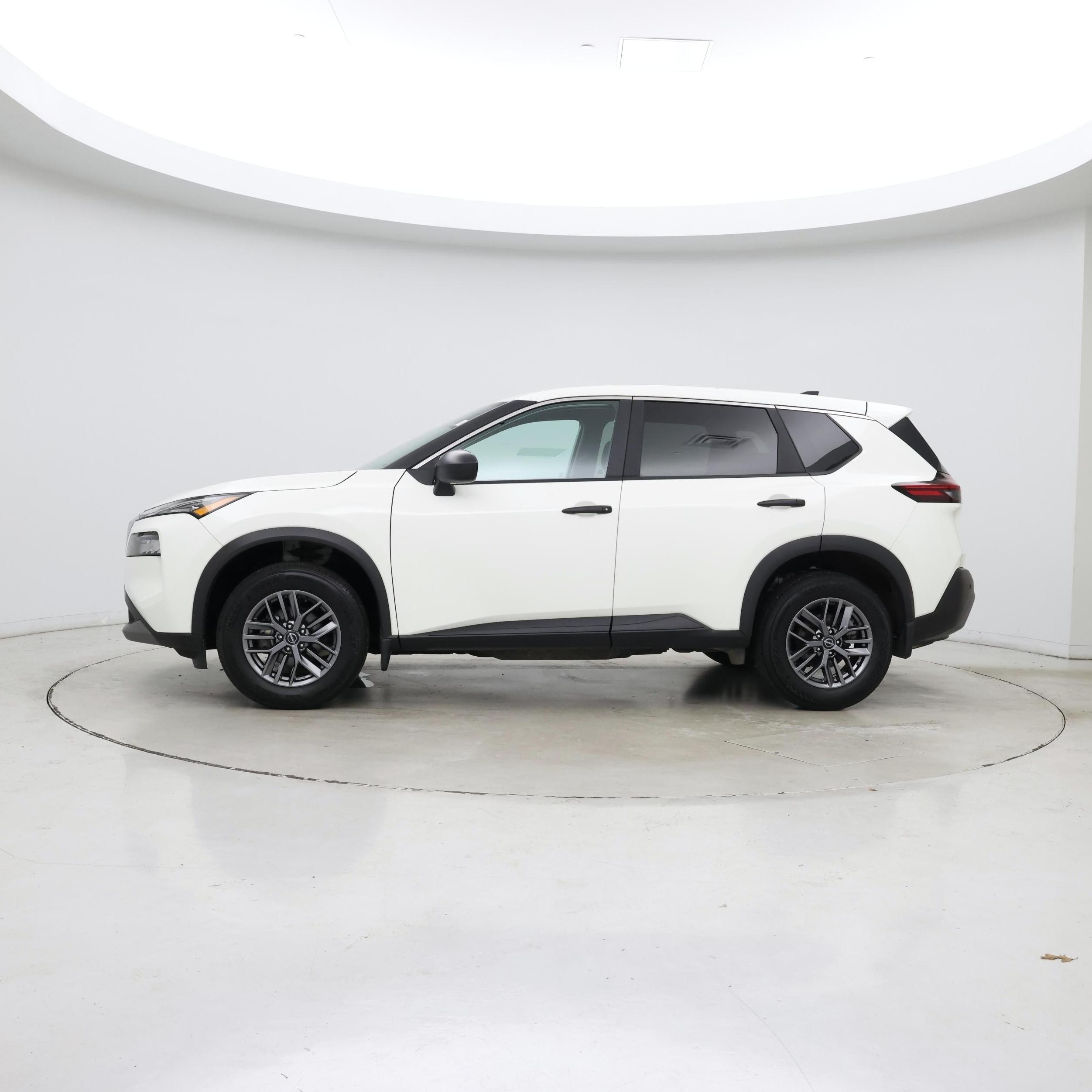 Thumbnail: 2023 Nissan Rogue - 3