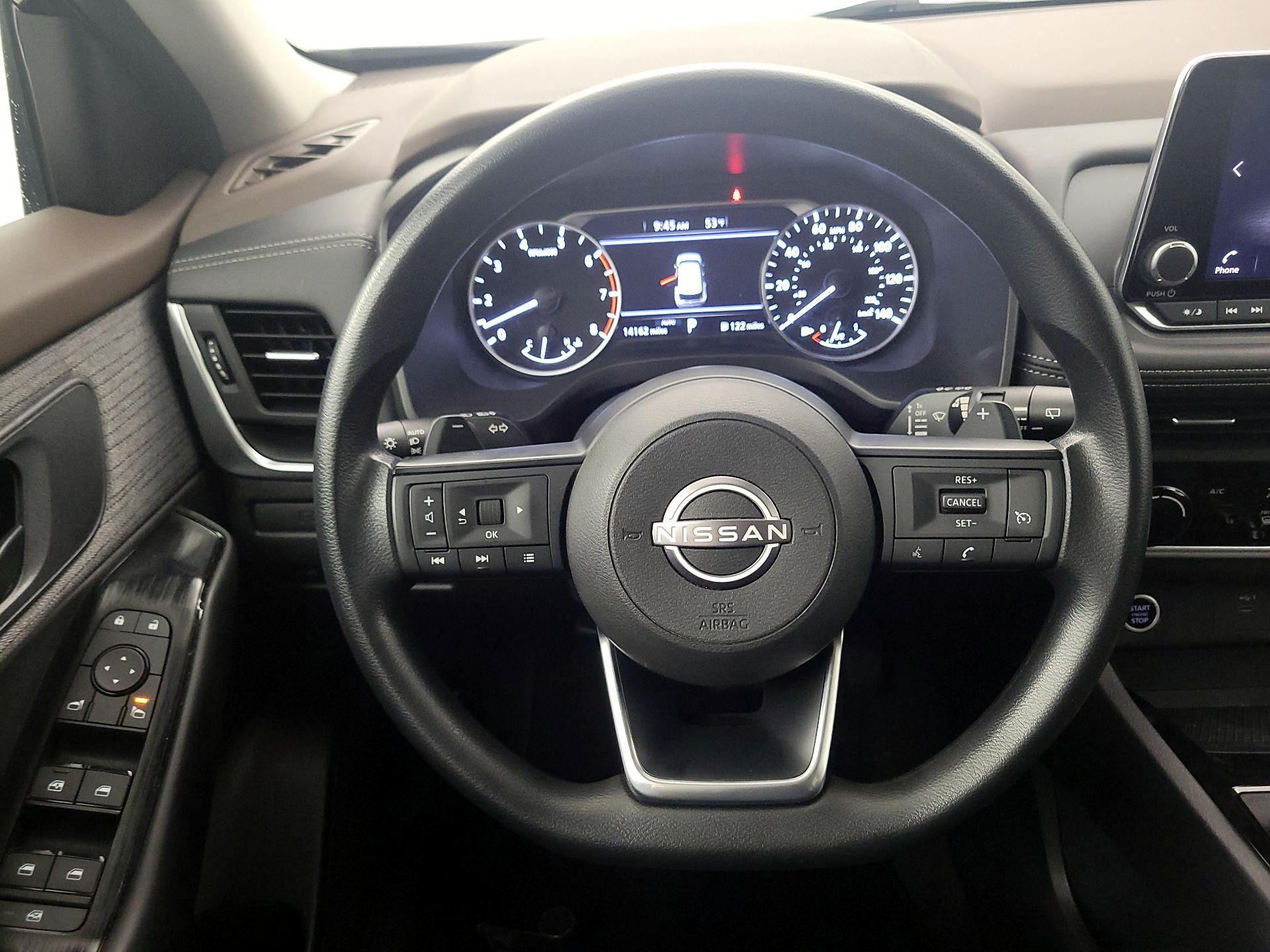 Thumbnail: 2023 Nissan Rogue - 10