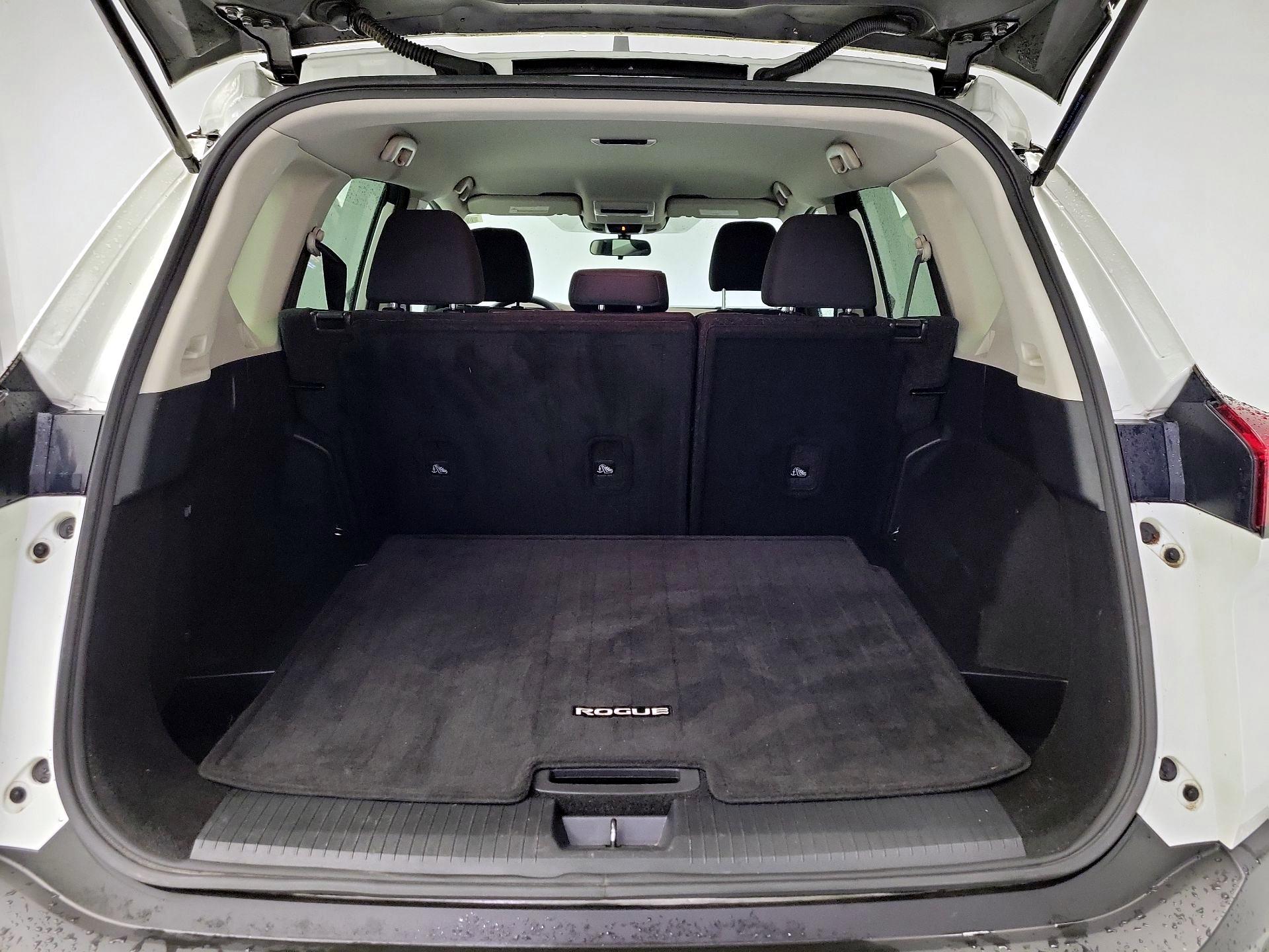 Thumbnail: 2023 Nissan Rogue - 19