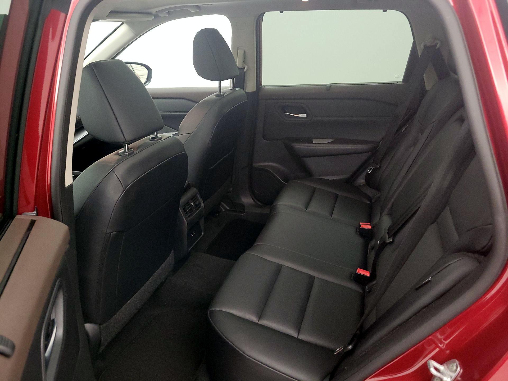 Thumbnail: 2023 Nissan Rogue - 20