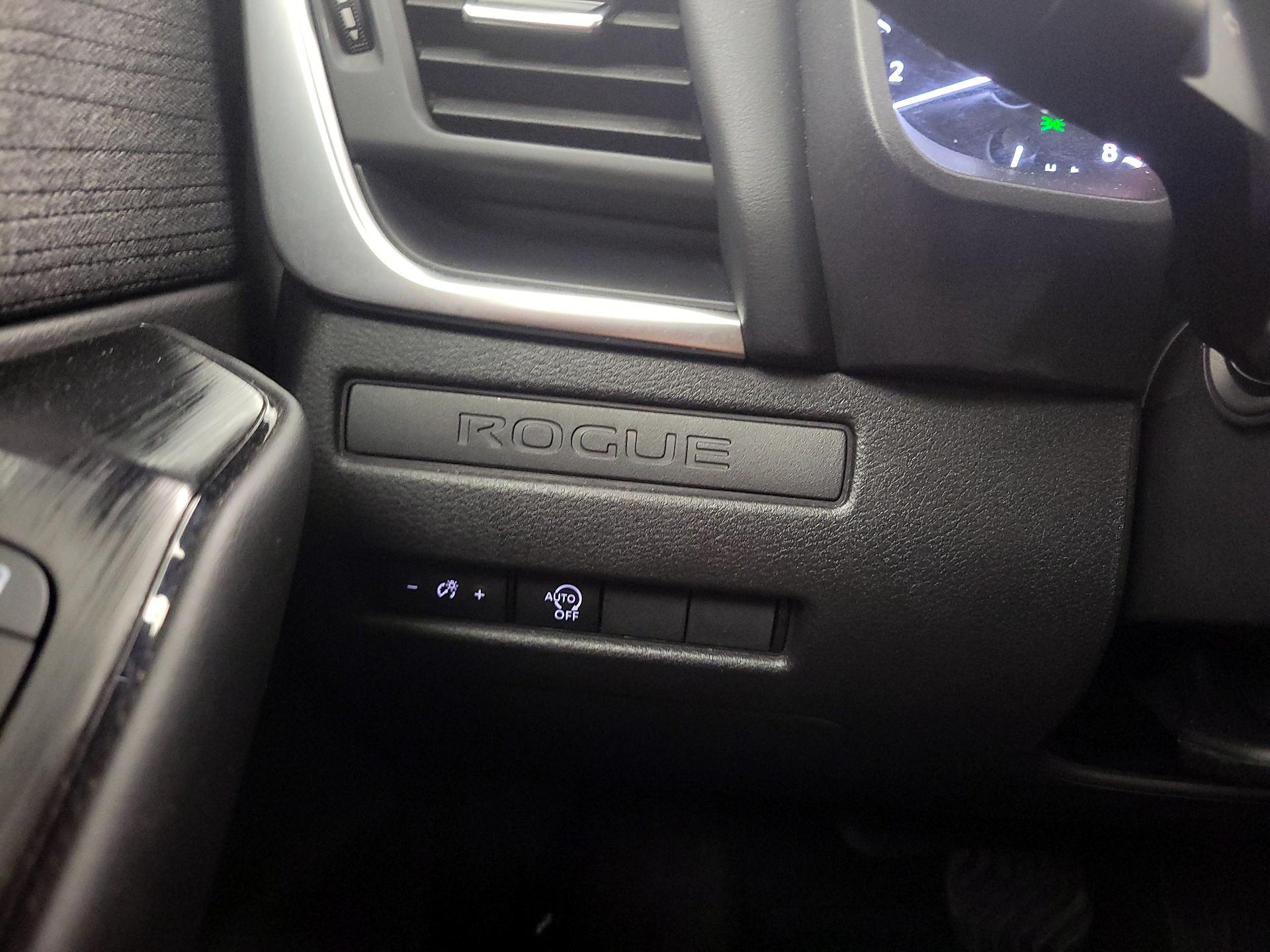 Thumbnail: 2023 Nissan Rogue - 13